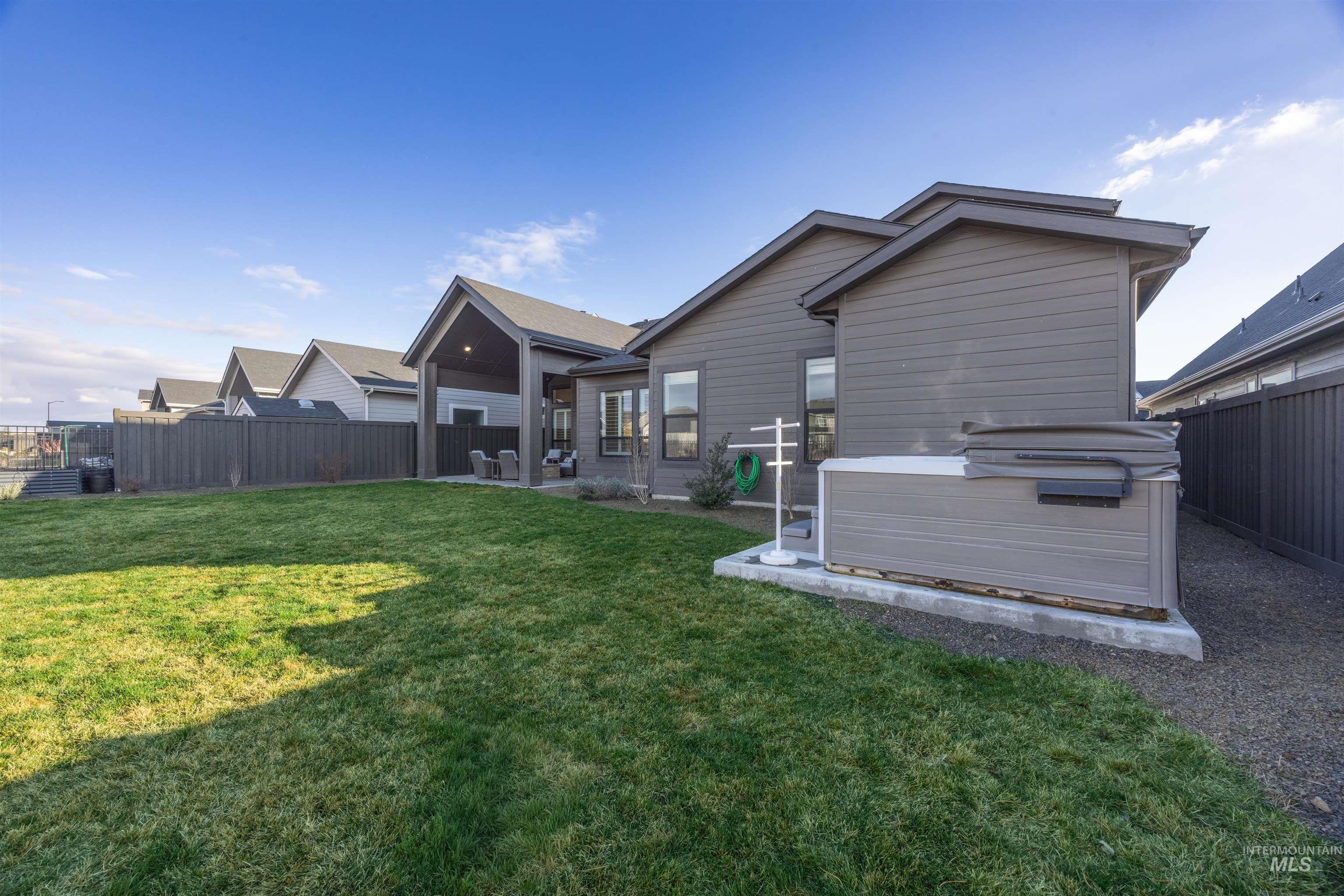 4530 W Durango Dr, Meridian, Idaho 83646-1639, 4 Bedrooms, 3.5 Bathrooms, Residential For Sale, Price $949,776, 98976824