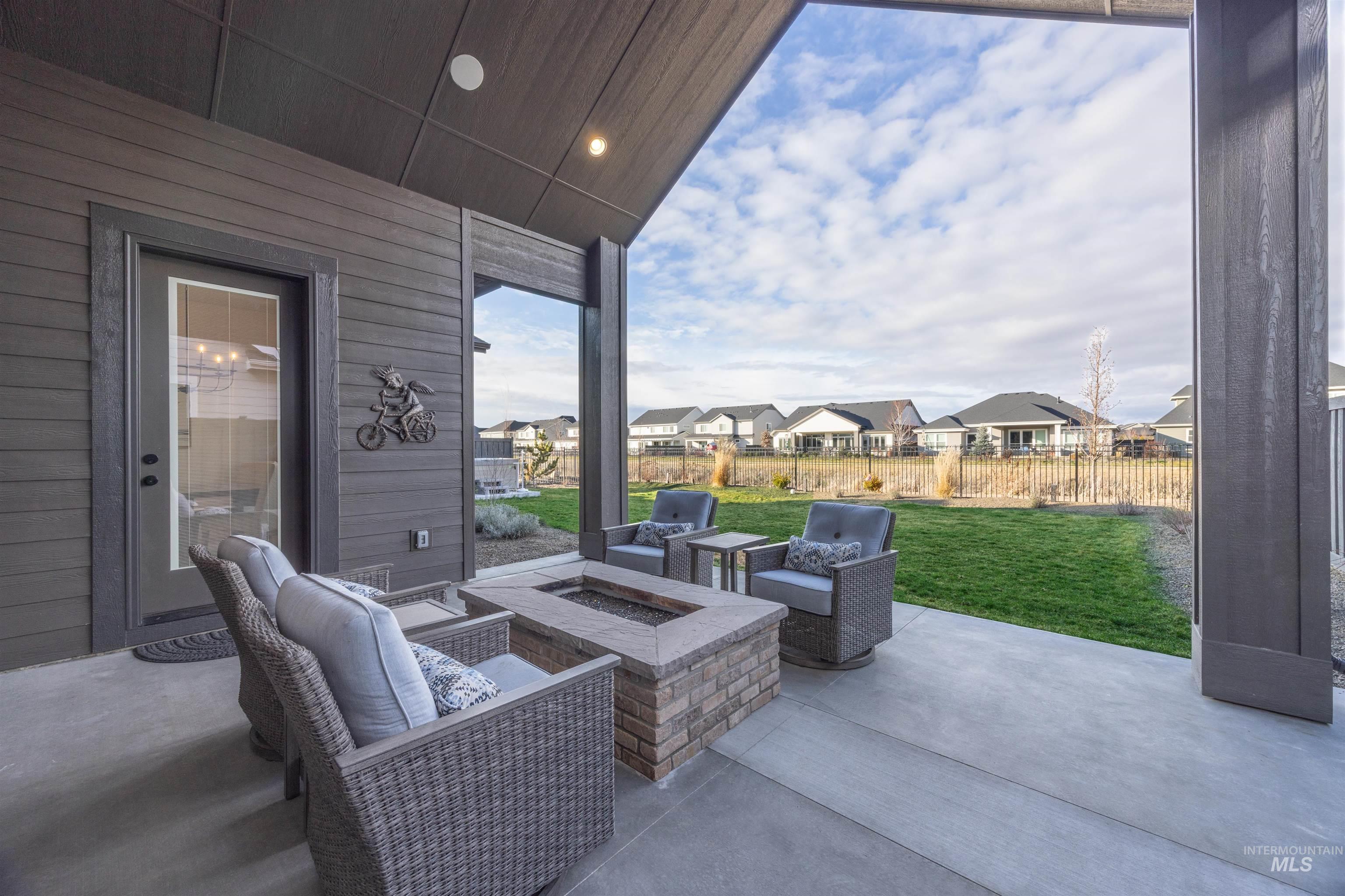 4530 W Durango Dr, Meridian, Idaho 83646-1639, 4 Bedrooms, 3.5 Bathrooms, Residential For Sale, Price $974,777, 98976824