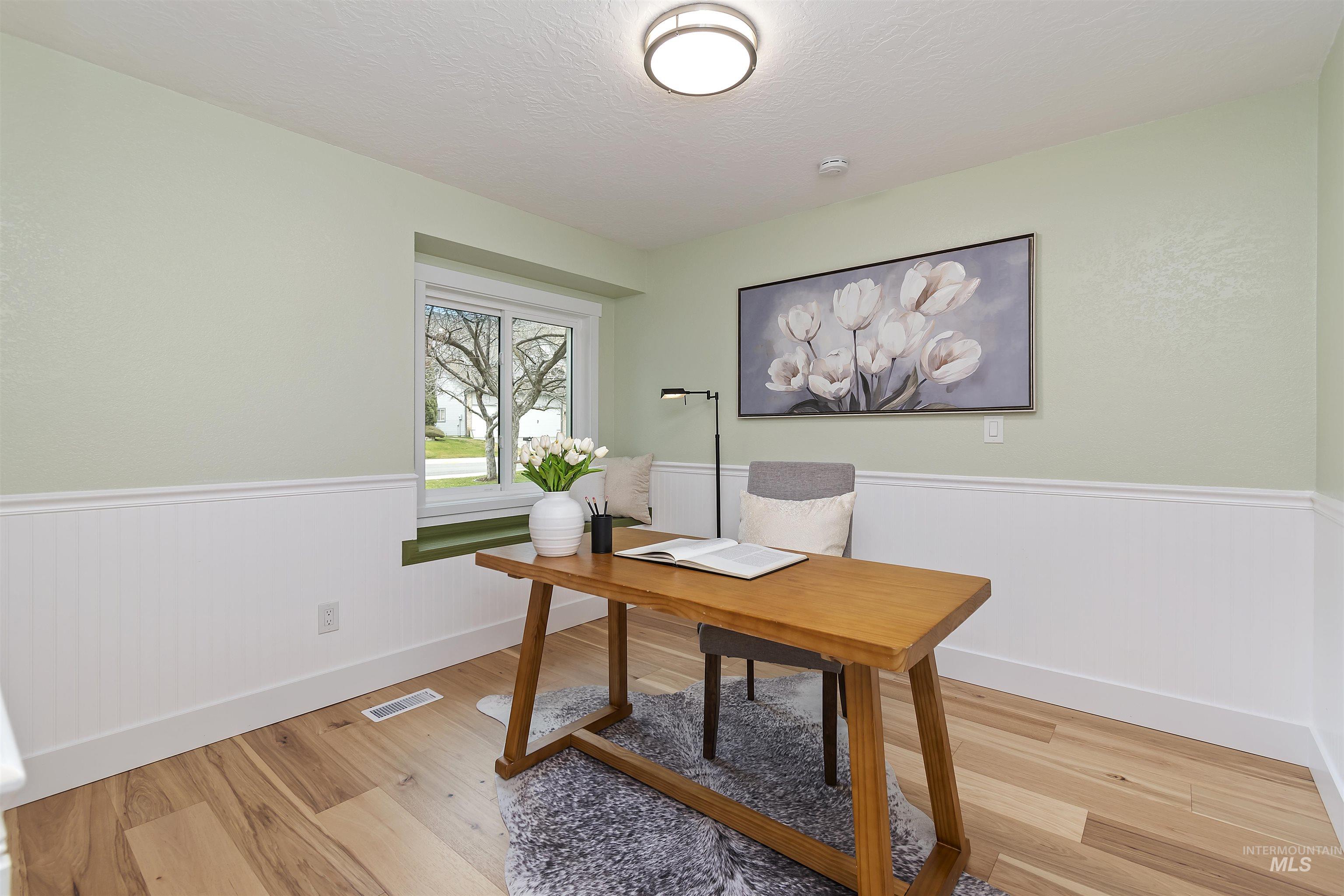 5799 W Drawbridge Dr, Boise, Idaho 83703, 4 Bedrooms, 2 Bathrooms, Residential For Sale, Price $639,900, 98976825