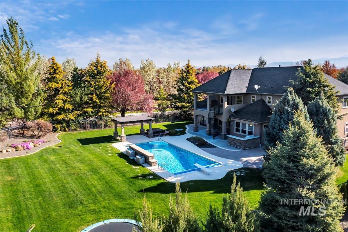 3343 S Donnington, Eagle, Idaho 83616, 4 Bedrooms, 3.5 Bathrooms, Residential For Sale, Price $1,524,990, 98976826