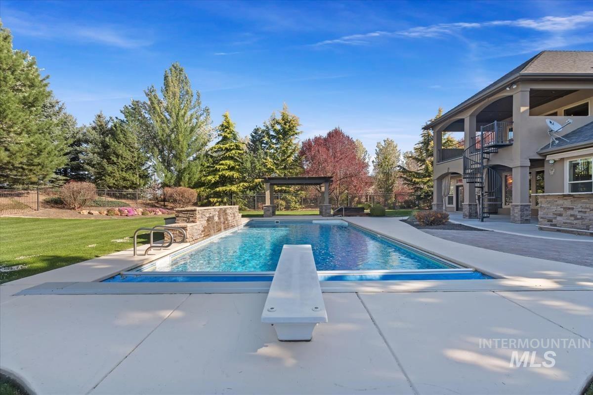 3343 S Donnington, Eagle, Idaho 83616, 4 Bedrooms, 3.5 Bathrooms, Residential For Sale, Price $1,524,990, 98976826