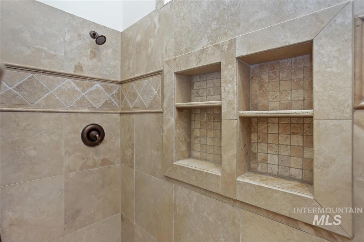 3343 S Donnington, Eagle, Idaho 83616, 4 Bedrooms, 3.5 Bathrooms, Residential For Sale, Price $1,524,990, 98976826