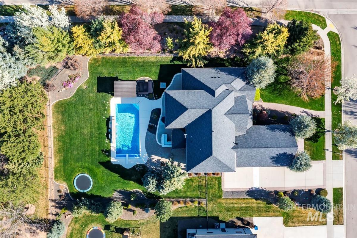 3343 S Donnington, Eagle, Idaho 83616, 4 Bedrooms, 3.5 Bathrooms, Residential For Sale, Price $1,524,990, 98976826