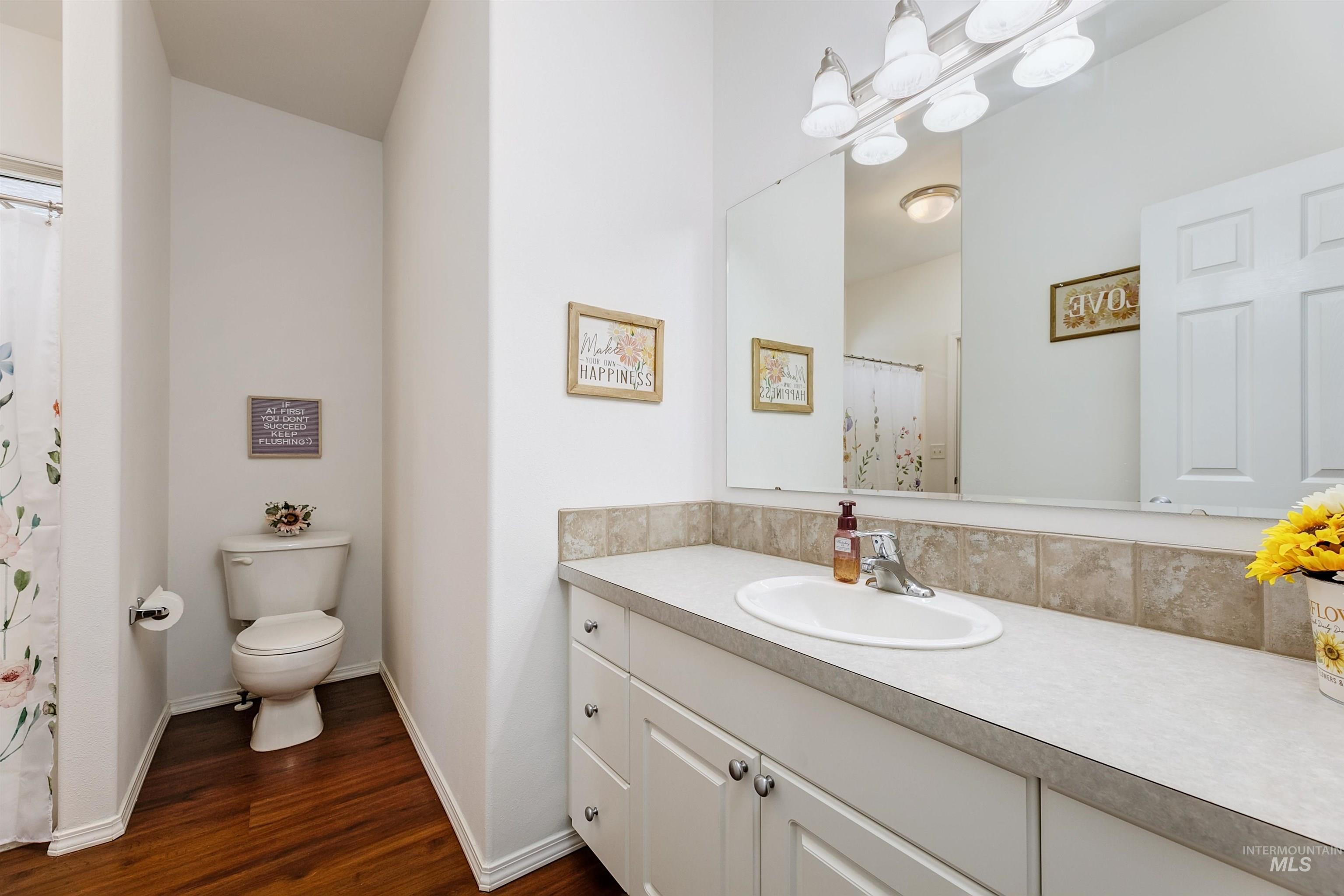 9448 W Granger, Boise, Idaho 83704, 2 Bedrooms, 2 Bathrooms, Residential For Sale, Price $414,900, 98976827