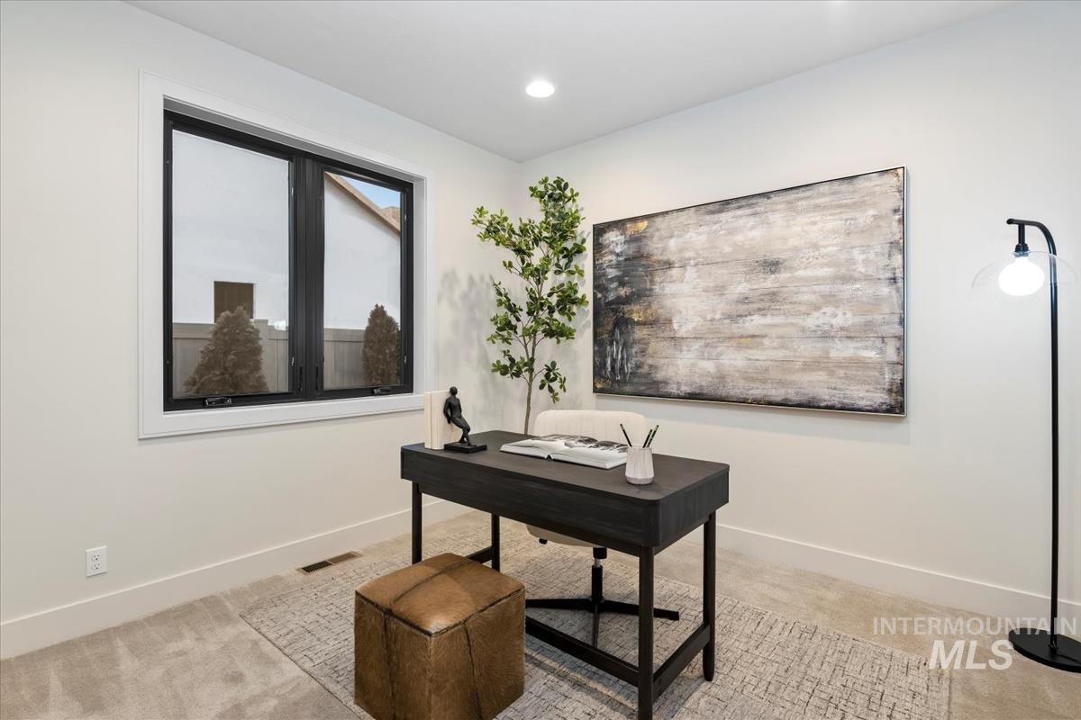 141 NE 8th St, Fruitland, Idaho 83619, 3 Bedrooms, 2 Bathrooms, Residential For Sale, Price $615,000, 98976828