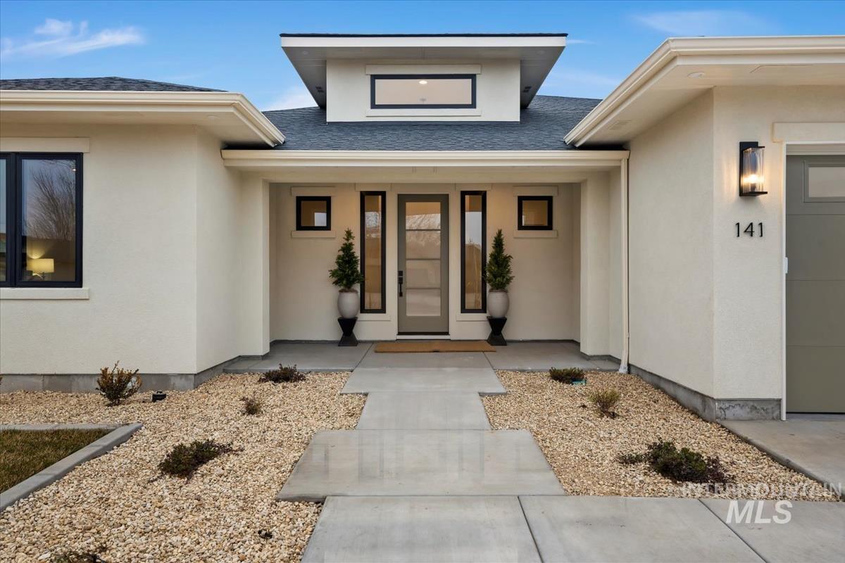 141 NE 8th St, Fruitland, Idaho 83619, 3 Bedrooms, 2 Bathrooms, Residential For Sale, Price $615,000, 98976828