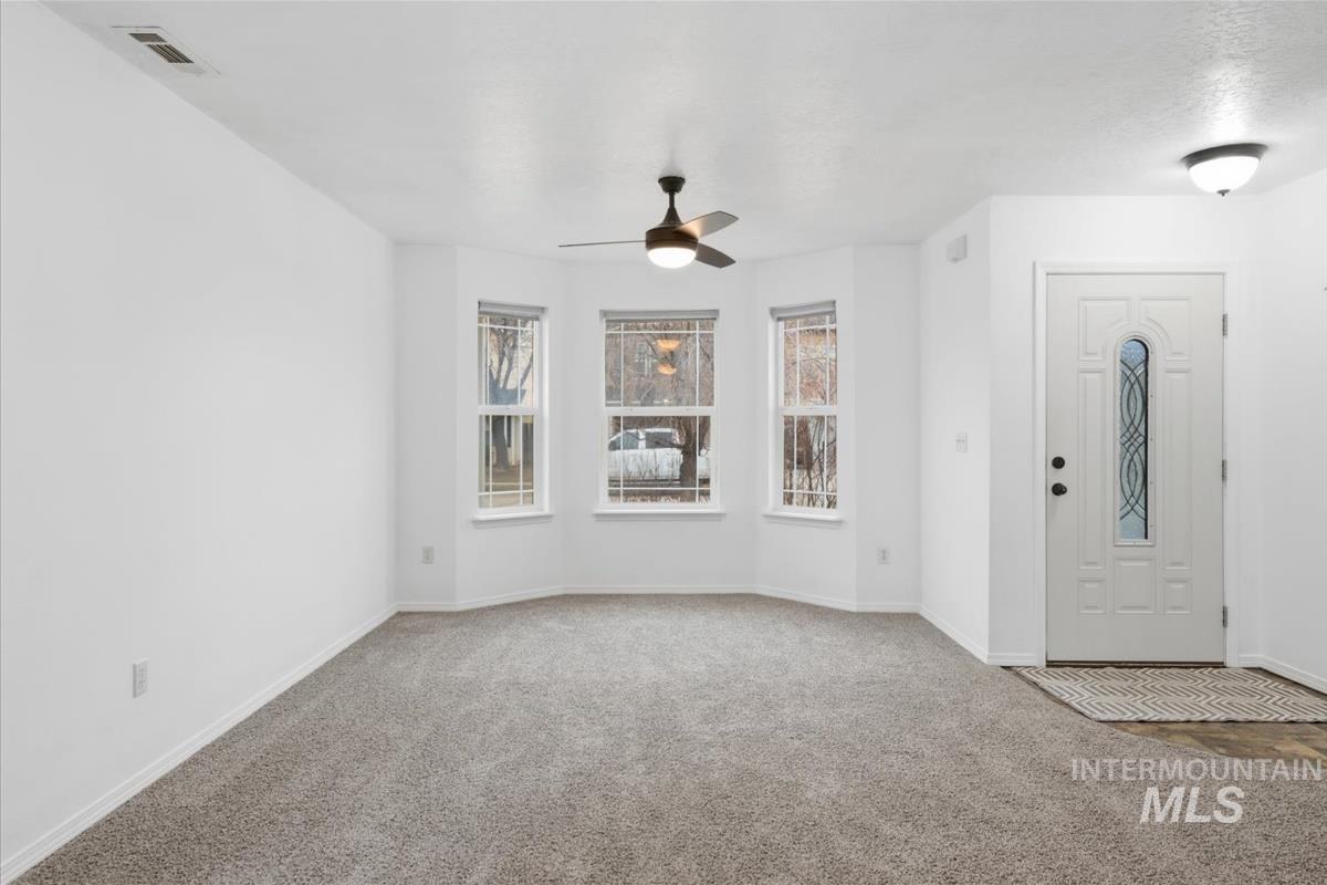 9553 W Trestlewood Dr, Boise, Idaho 83709, 4 Bedrooms, 2.5 Bathrooms, Residential For Sale, Price $475,000, 98976829