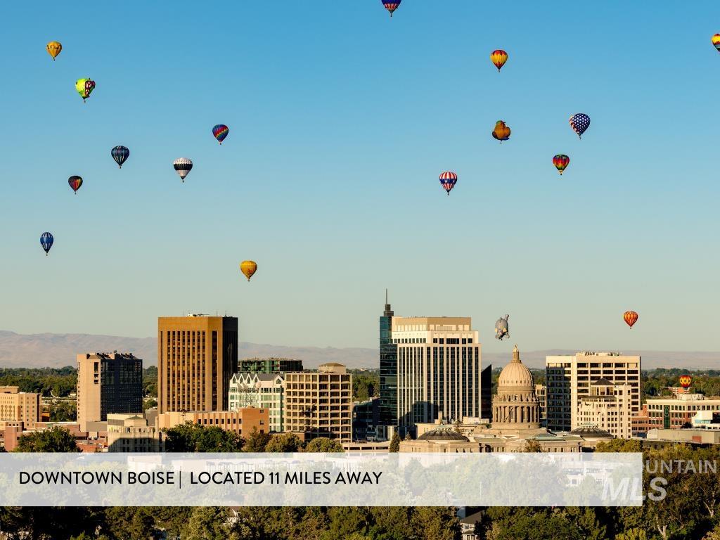 9553 W Trestlewood Dr, Boise, Idaho 83709, 4 Bedrooms, 2.5 Bathrooms, Residential For Sale, Price $475,000, 98976829