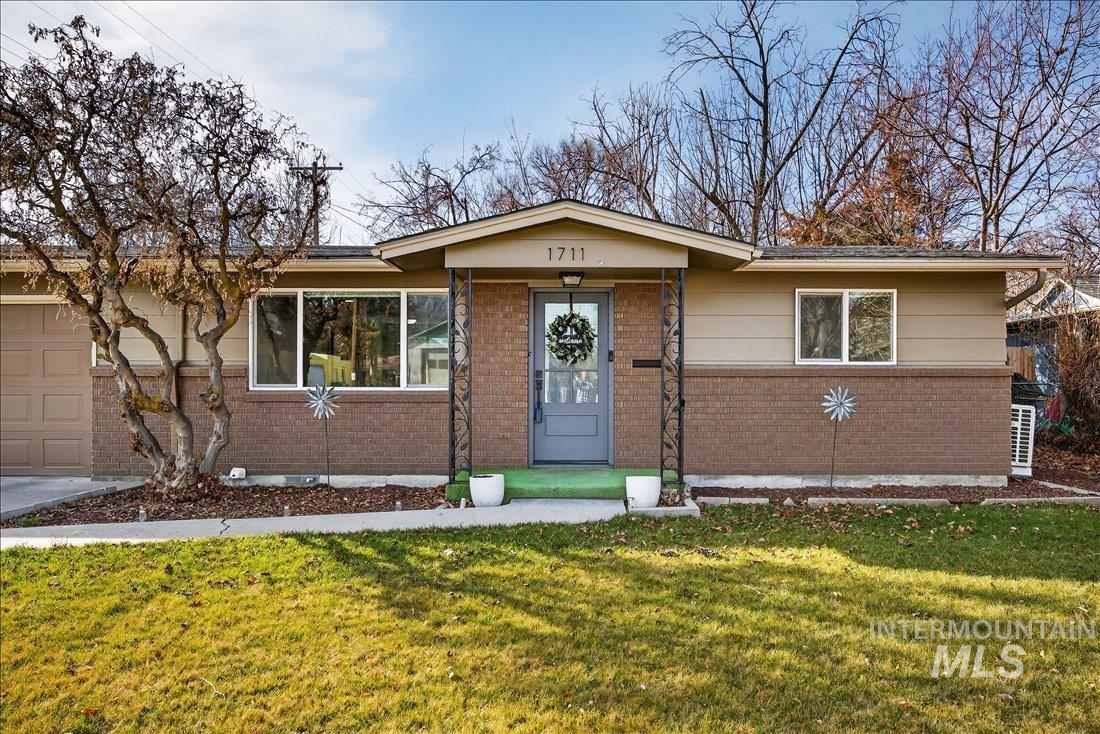 1711 6th St. S., Nampa, Idaho 83651, 2 Bedrooms, 1 Bathroom, Residential For Sale, Price $339,900,MLS 98976830