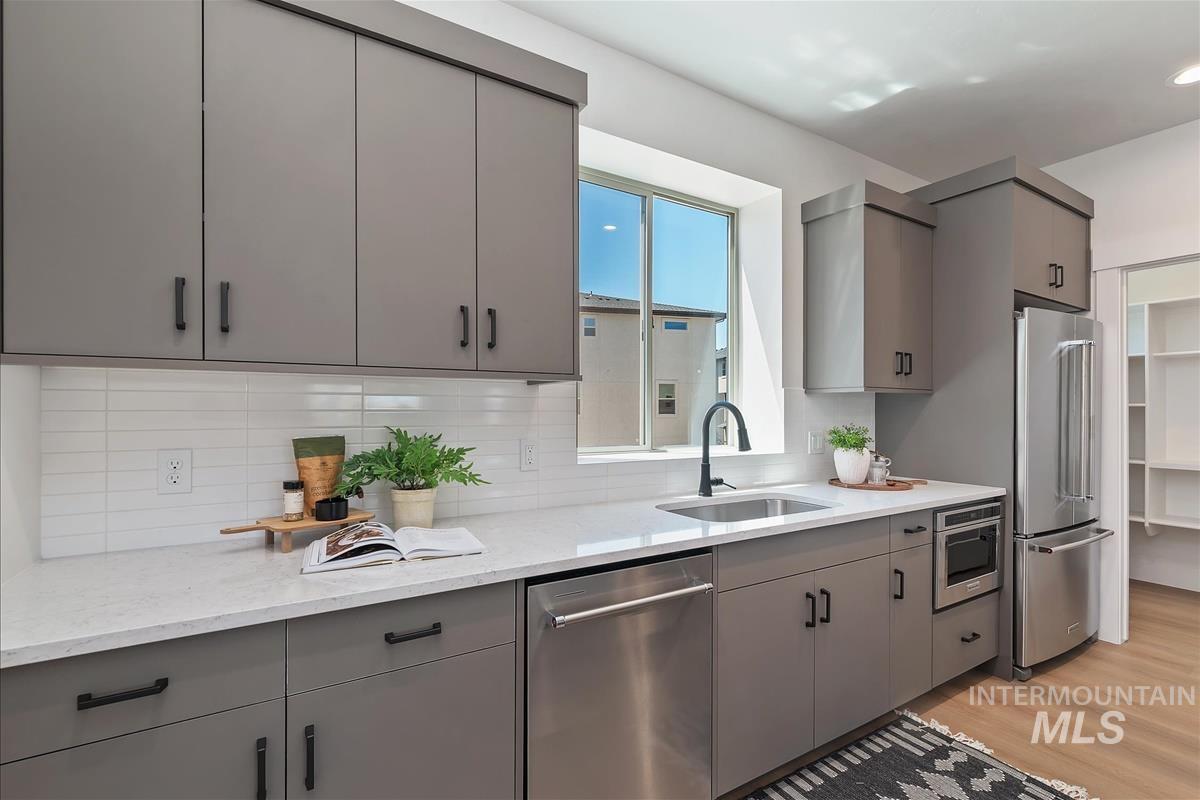 1703 S Federal Way, Boise, Idaho 83705, 3 Bedrooms, 3.5 Bathrooms, Residential For Sale, Price $599,880,MLS 98976831