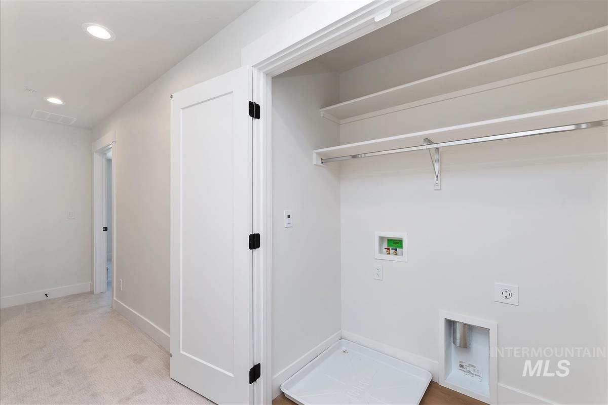 1703 S Federal Way, Boise, Idaho 83705, 3 Bedrooms, 3.5 Bathrooms, Residential For Sale, Price $599,880,MLS 98976831