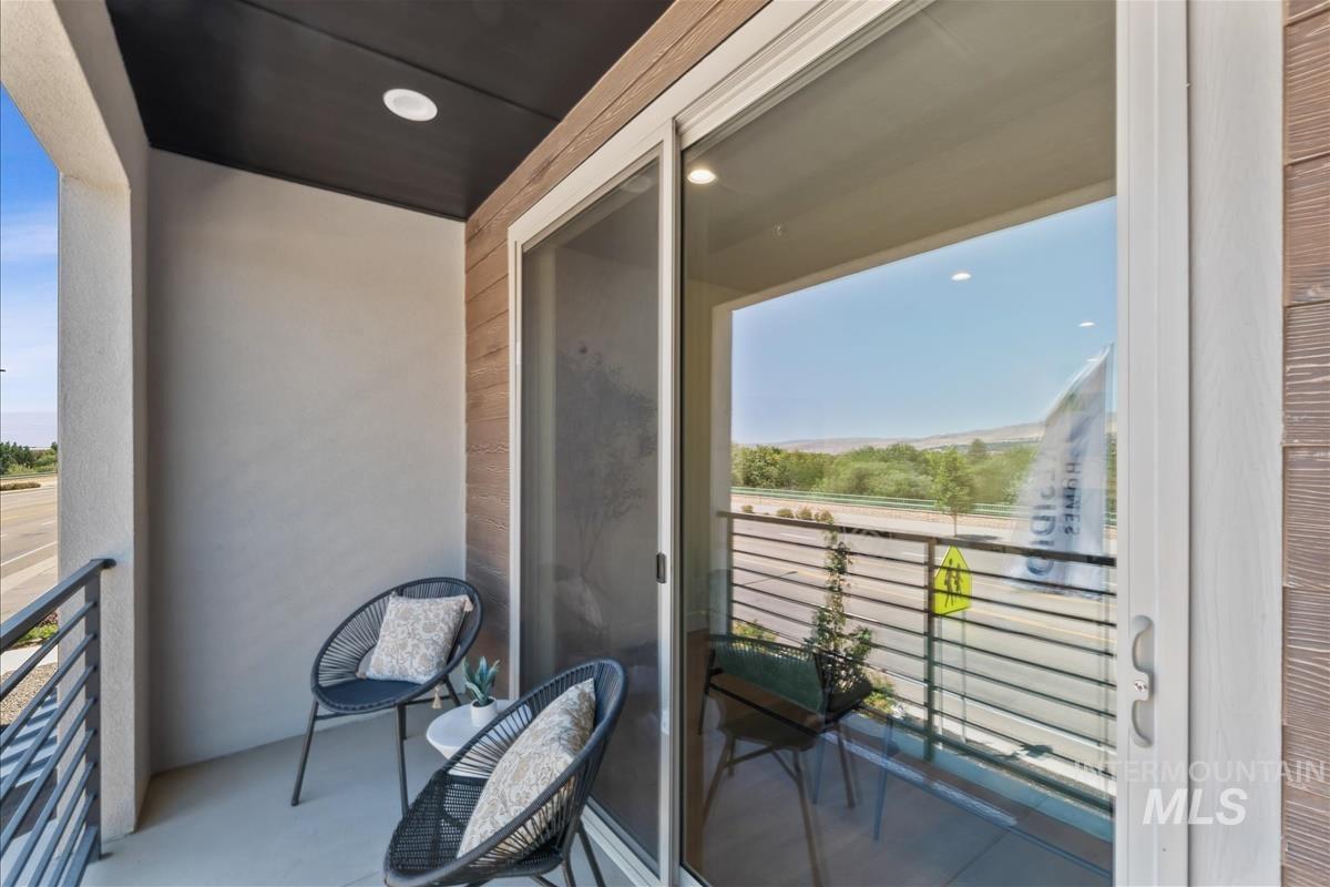 1703 S Federal Way, Boise, Idaho 83705, 3 Bedrooms, 3.5 Bathrooms, Residential For Sale, Price $599,880,MLS 98976831