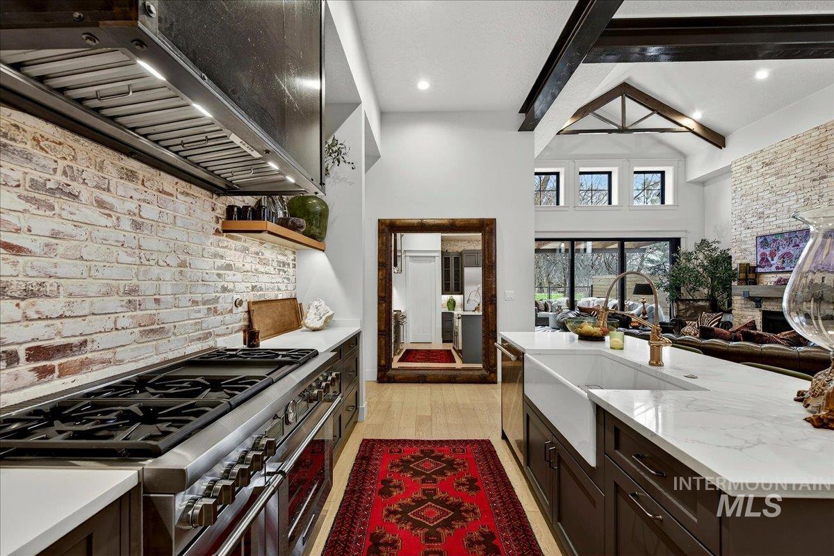 152 S Carbon Rivet Ave, Eagle, Idaho 83616-4554, 3 Bedrooms, 3 Bathrooms, Residential For Sale, Price $1,038,800,MLS 98976832