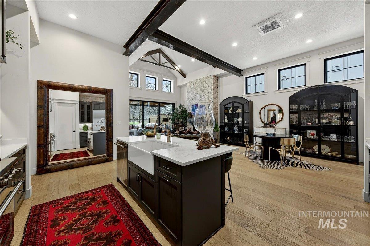 152 S Carbon Rivet Ave, Eagle, Idaho 83616-4554, 3 Bedrooms, 3 Bathrooms, Residential For Sale, Price $1,038,800,MLS 98976832