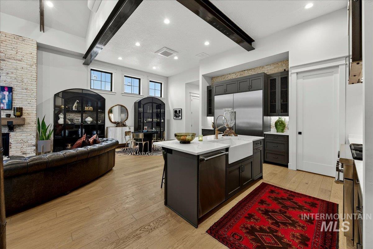 152 S Carbon Rivet Ave, Eagle, Idaho 83616-4554, 3 Bedrooms, 3 Bathrooms, Residential For Sale, Price $1,038,800,MLS 98976832