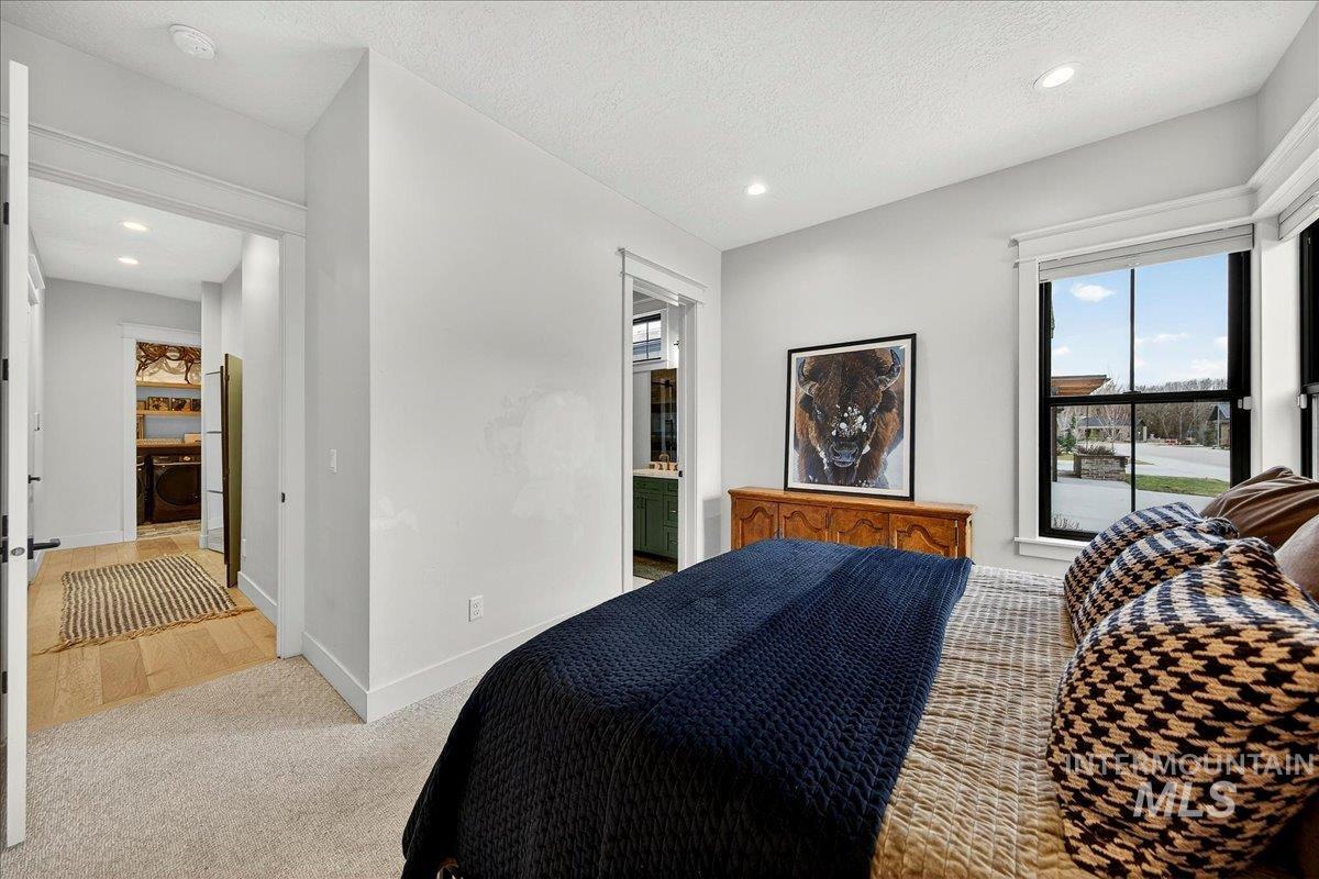 152 S Carbon Rivet Ave, Eagle, Idaho 83616-4554, 3 Bedrooms, 3 Bathrooms, Residential For Sale, Price $1,038,800,MLS 98976832