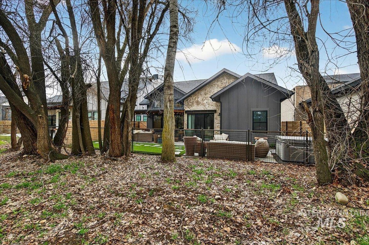 152 S Carbon Rivet Ave, Eagle, Idaho 83616-4554, 3 Bedrooms, 3 Bathrooms, Residential For Sale, Price $1,038,800,MLS 98976832