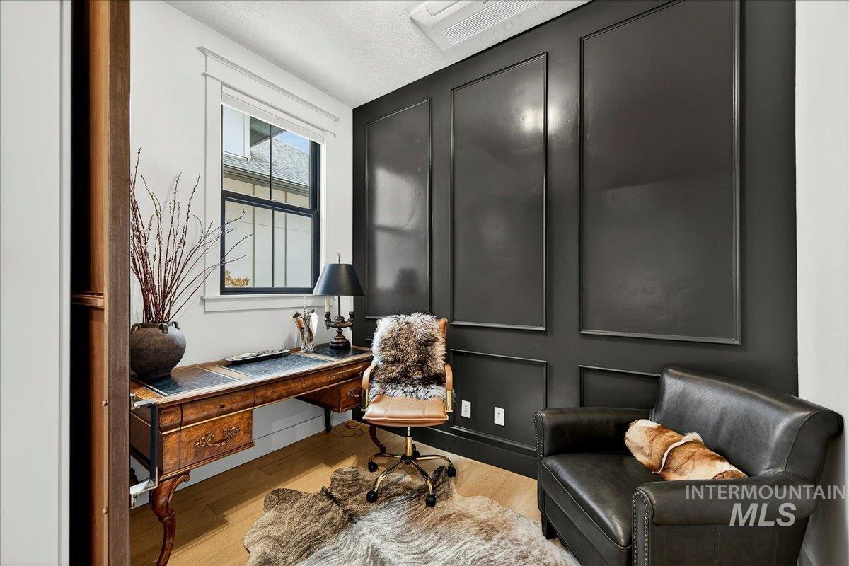 152 S Carbon Rivet Ave, Eagle, Idaho 83616-4554, 3 Bedrooms, 3 Bathrooms, Residential For Sale, Price $1,038,800,MLS 98976832