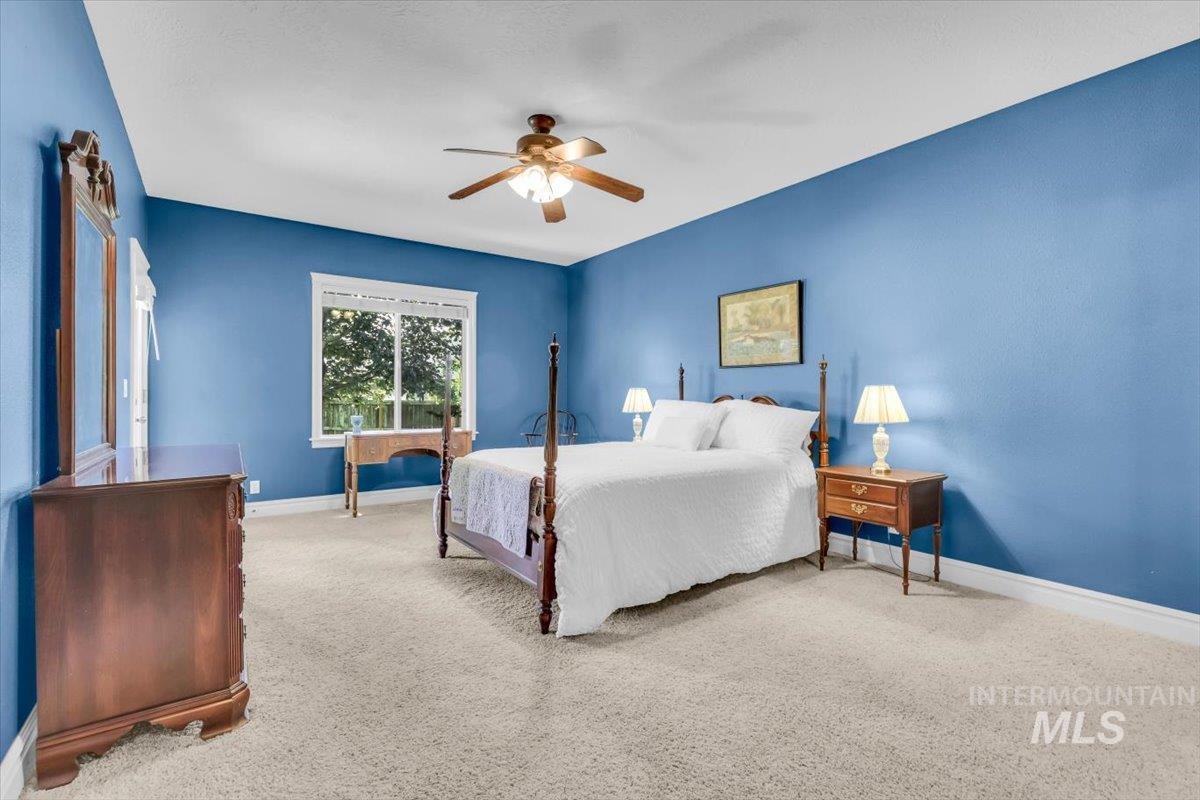 2627 E Moog St, Meridian, Idaho 83646, 4 Bedrooms, 3 Bathrooms, Residential For Sale, Price $699,900,MLS 98976834