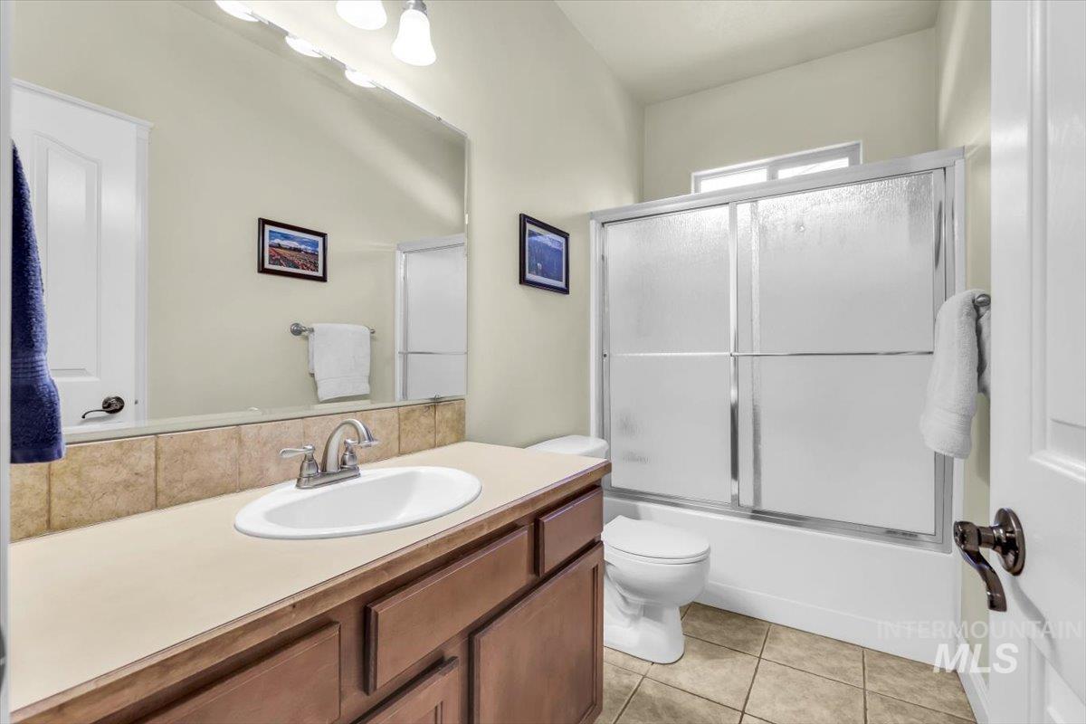 2627 E Moog St, Meridian, Idaho 83646, 4 Bedrooms, 3 Bathrooms, Residential For Sale, Price $699,900,MLS 98976834