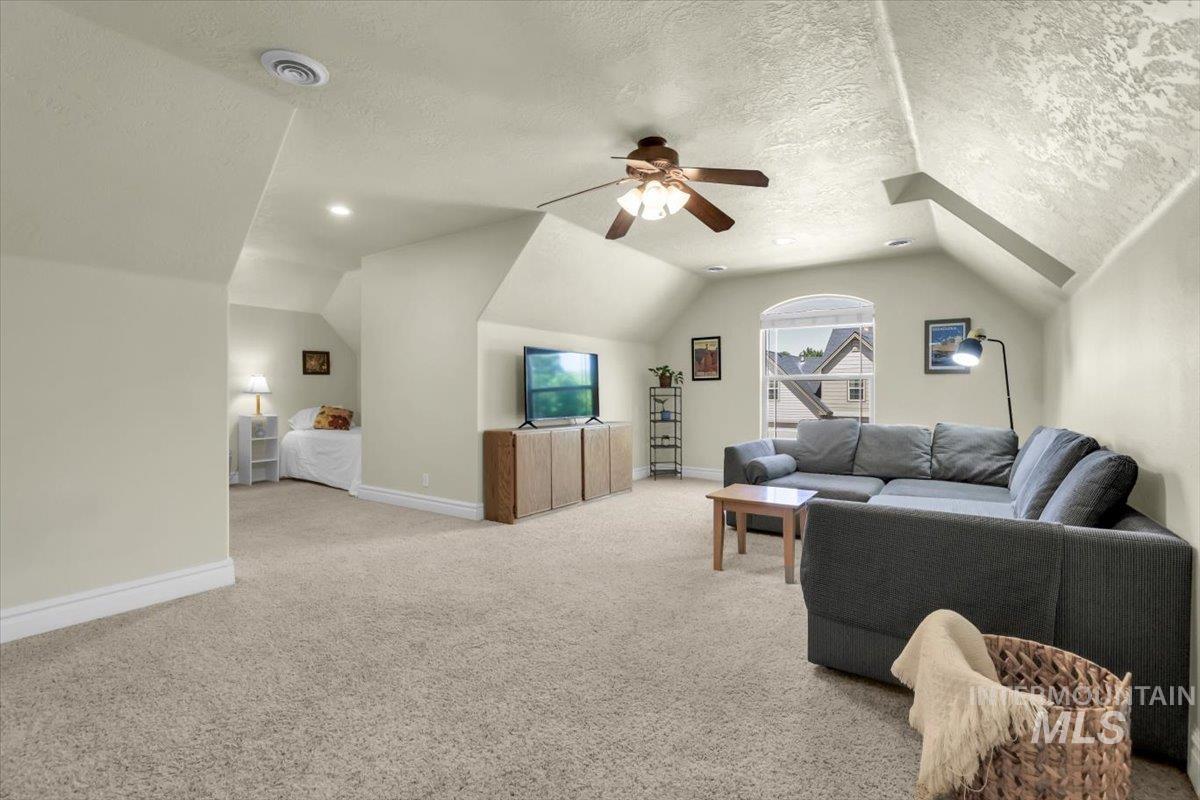 2627 E Moog St, Meridian, Idaho 83646, 4 Bedrooms, 3 Bathrooms, Residential For Sale, Price $699,900,MLS 98976834