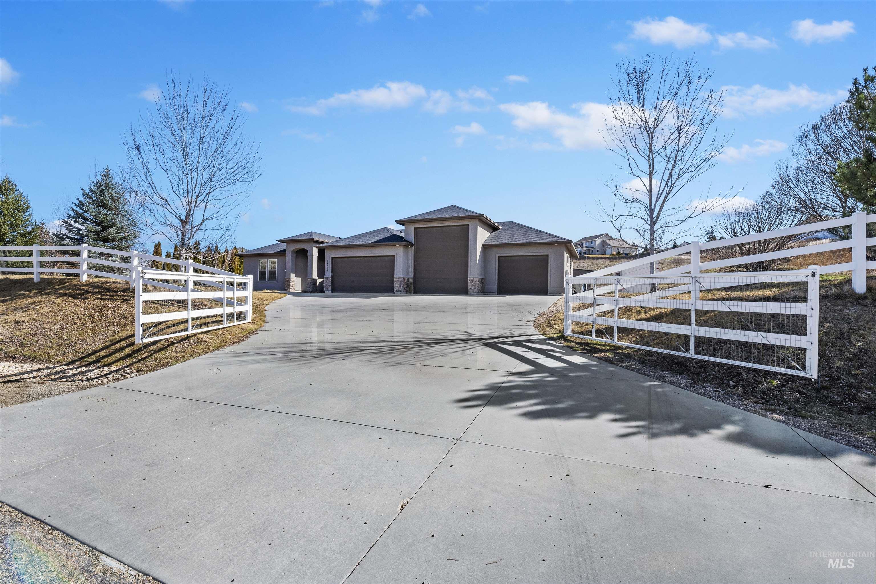 24710 Blessinger, Star, Idaho 83669, 4 Bedrooms, 3.5 Bathrooms, Residential For Sale, Price $1,065,000,MLS 98976835