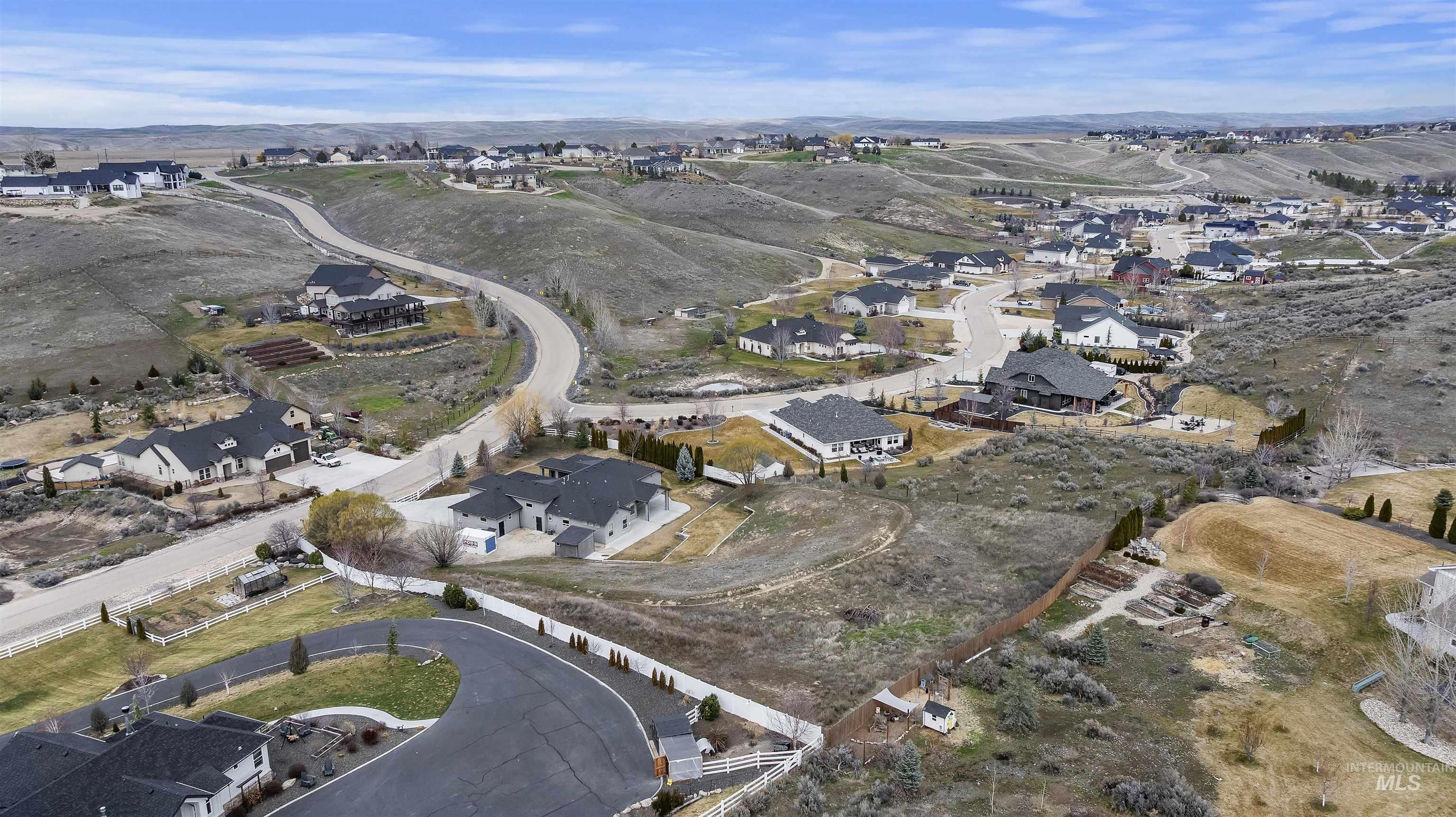 24710 Blessinger, Star, Idaho 83669, 4 Bedrooms, 3.5 Bathrooms, Residential For Sale, Price $1,065,000,MLS 98976835