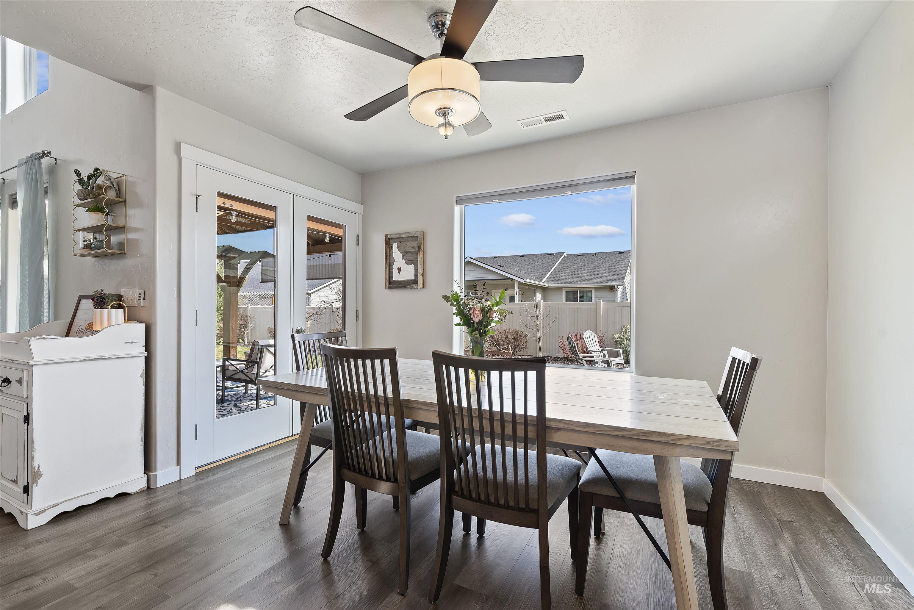 6908 S Allegiance Ave, Meridian, Idaho 83642, 6 Bedrooms, 3.5 Bathrooms, Residential For Sale, Price $559,750,MLS 98976837