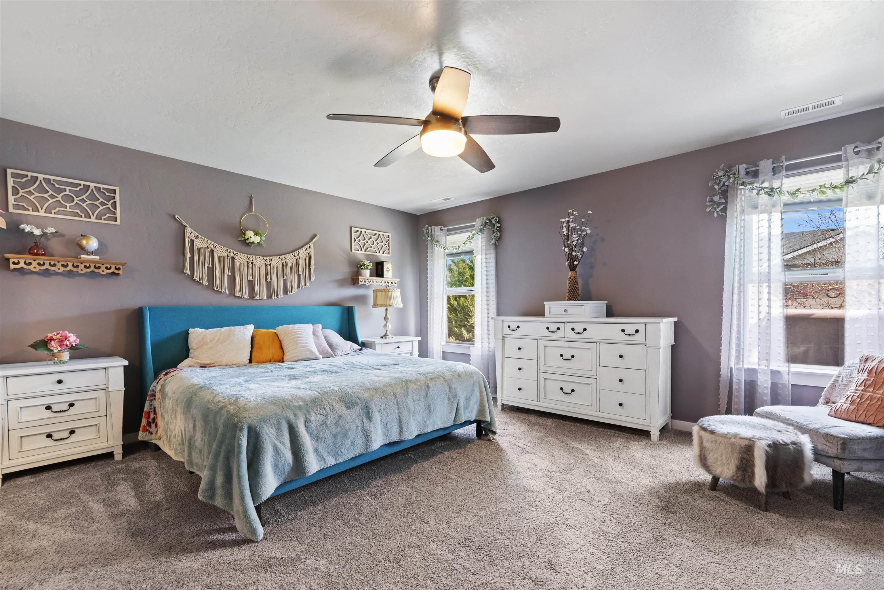 6908 S Allegiance Ave, Meridian, Idaho 83642, 6 Bedrooms, 3.5 Bathrooms, Residential For Sale, Price $559,750,MLS 98976837