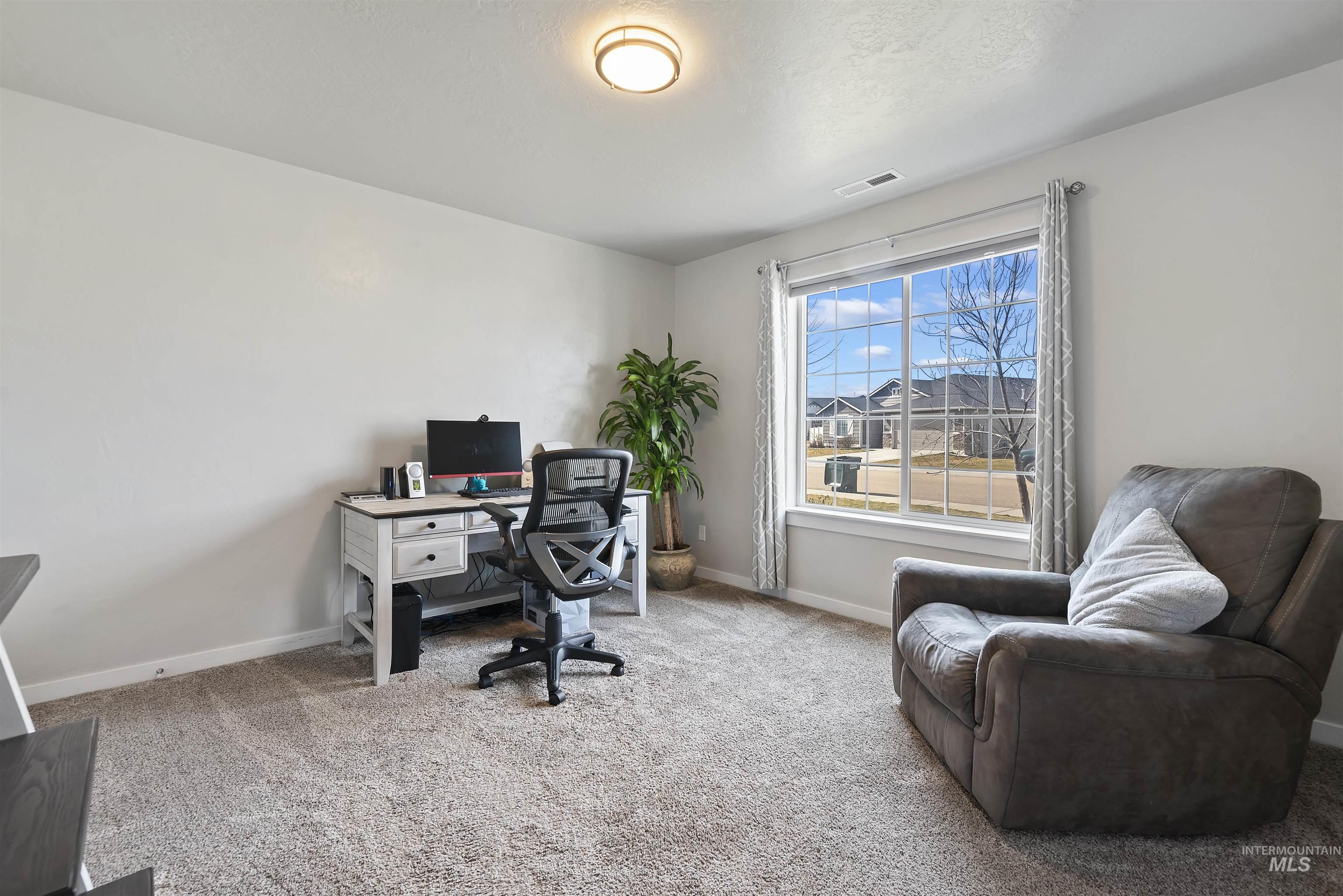 6908 S Allegiance Ave, Meridian, Idaho 83642, 6 Bedrooms, 3.5 Bathrooms, Residential For Sale, Price $559,750,MLS 98976837