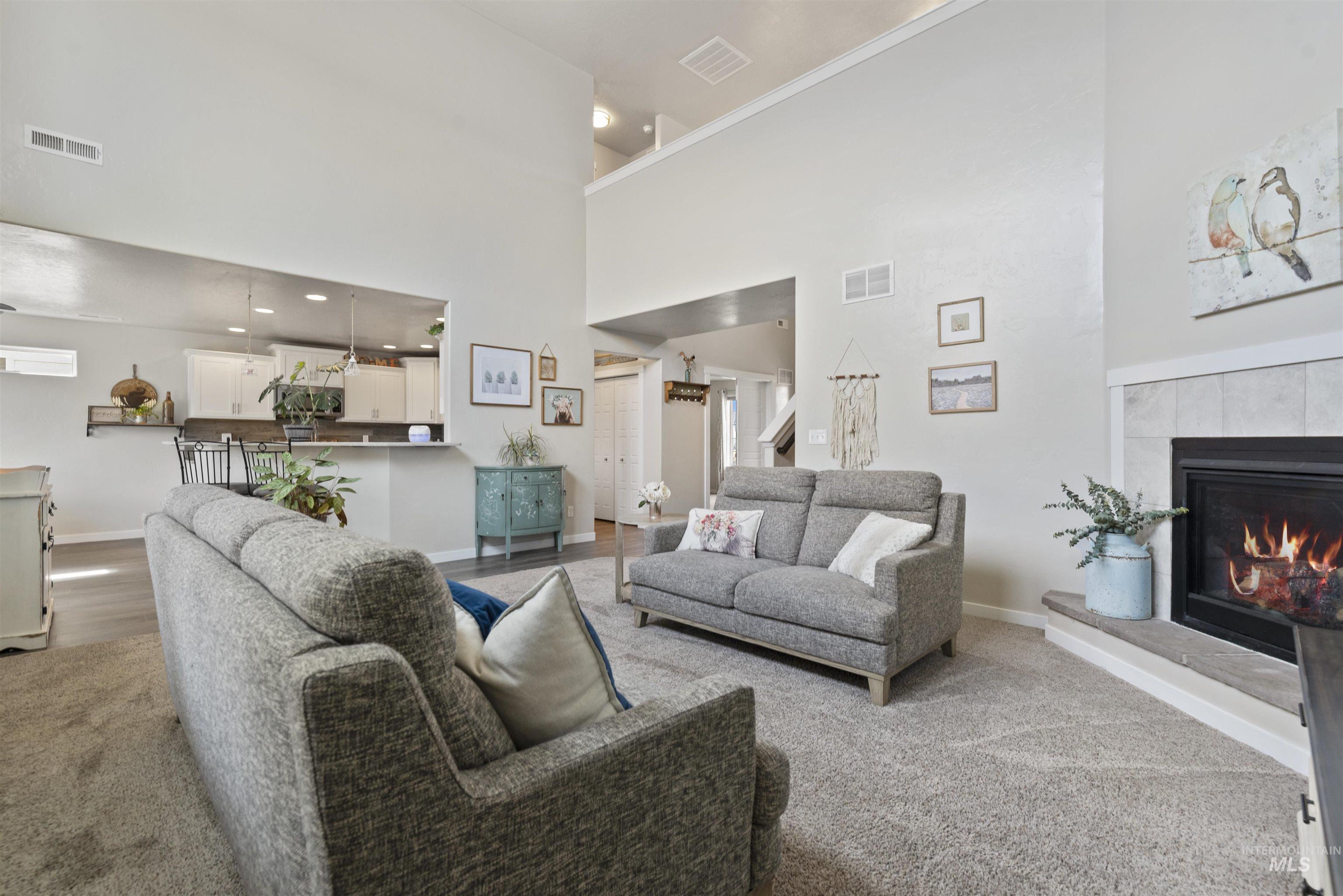 6908 S Allegiance Ave, Meridian, Idaho 83642, 6 Bedrooms, 3.5 Bathrooms, Residential For Sale, Price $559,750,MLS 98976837