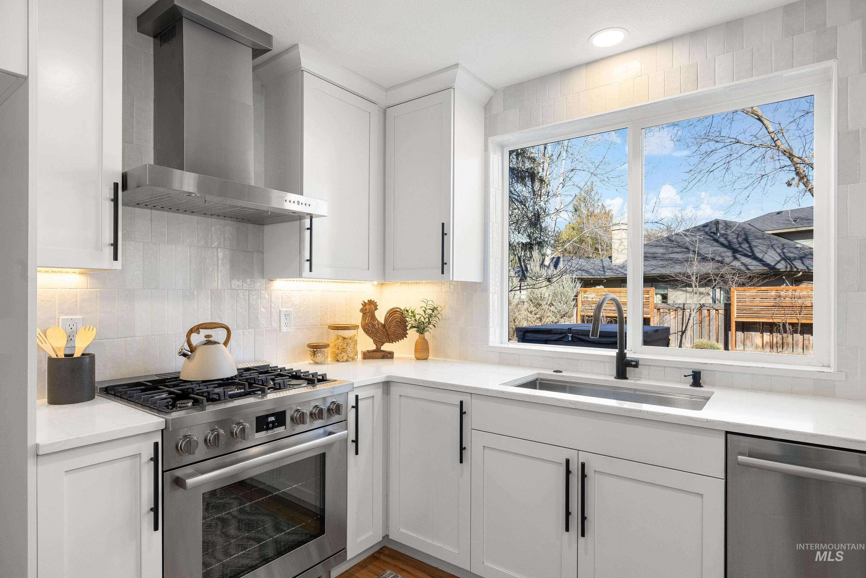 2822 S Swallowtail Ln, Boise, Idaho 83706, 4 Bedrooms, 3 Bathrooms, Residential For Sale, Price $825,000,MLS 98976840