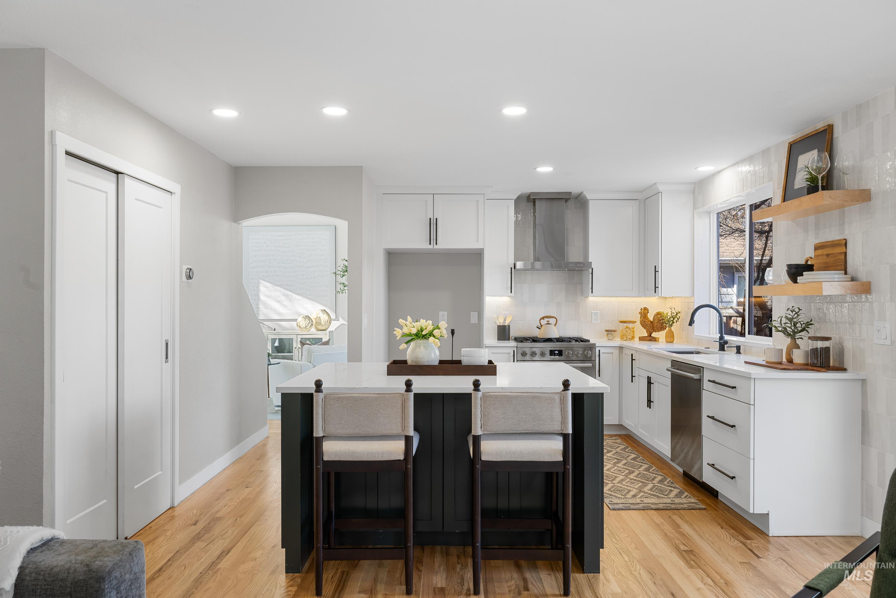 2822 S Swallowtail Ln, Boise, Idaho 83706, 4 Bedrooms, 3 Bathrooms, Residential For Sale, Price $825,000,MLS 98976840