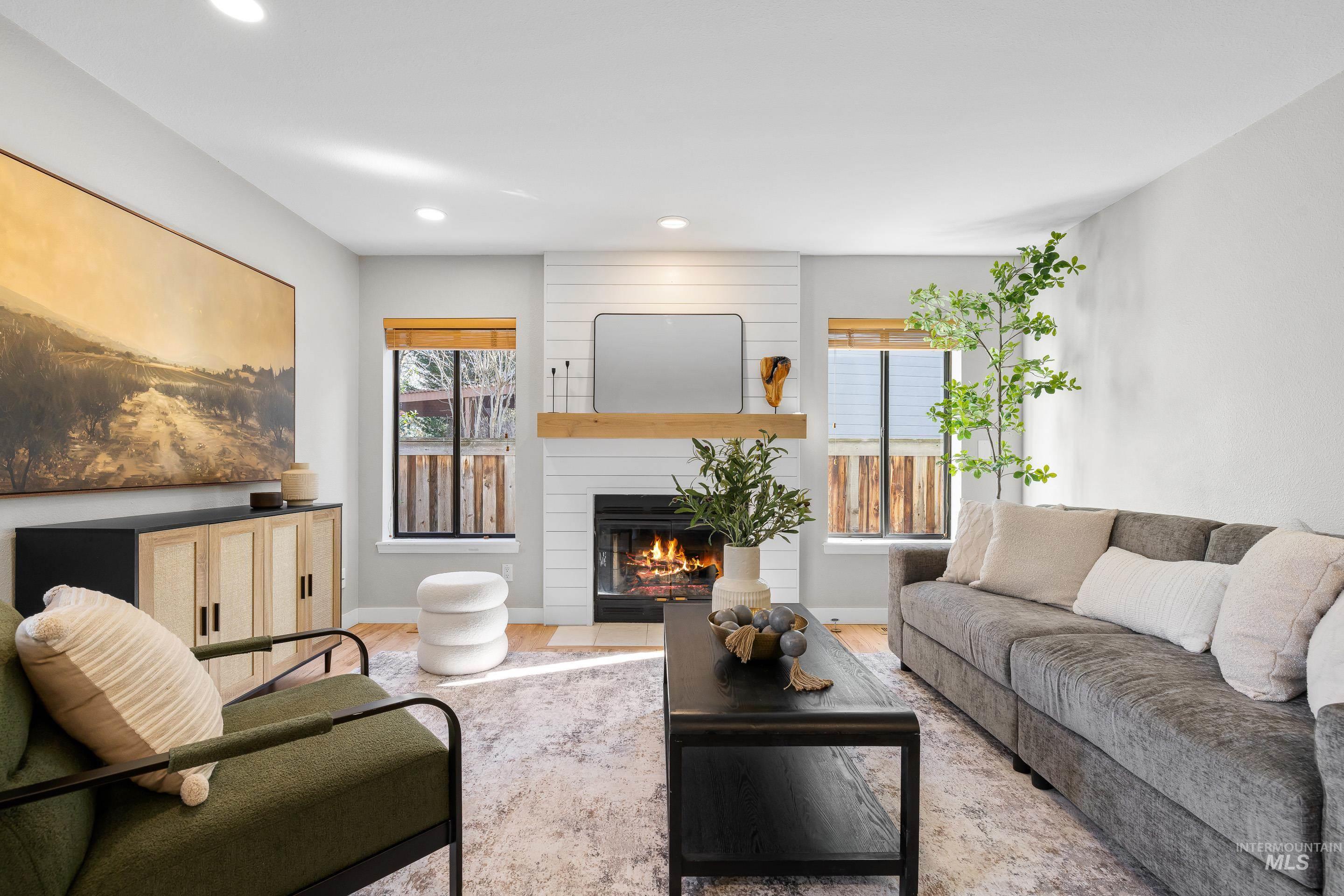 2822 S Swallowtail Ln, Boise, Idaho 83706, 4 Bedrooms, 3 Bathrooms, Residential For Sale, Price $825,000,MLS 98976840