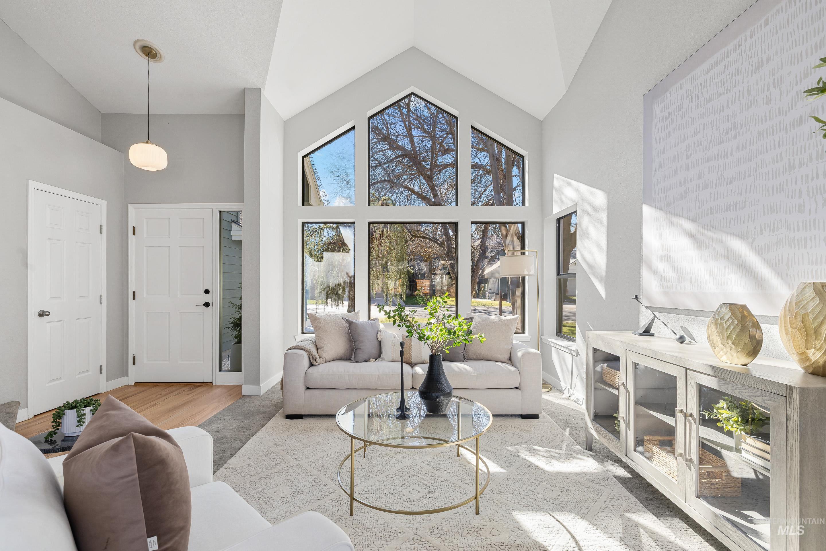 2822 S Swallowtail Ln, Boise, Idaho 83706, 4 Bedrooms, 3 Bathrooms, Residential For Sale, Price $825,000,MLS 98976840