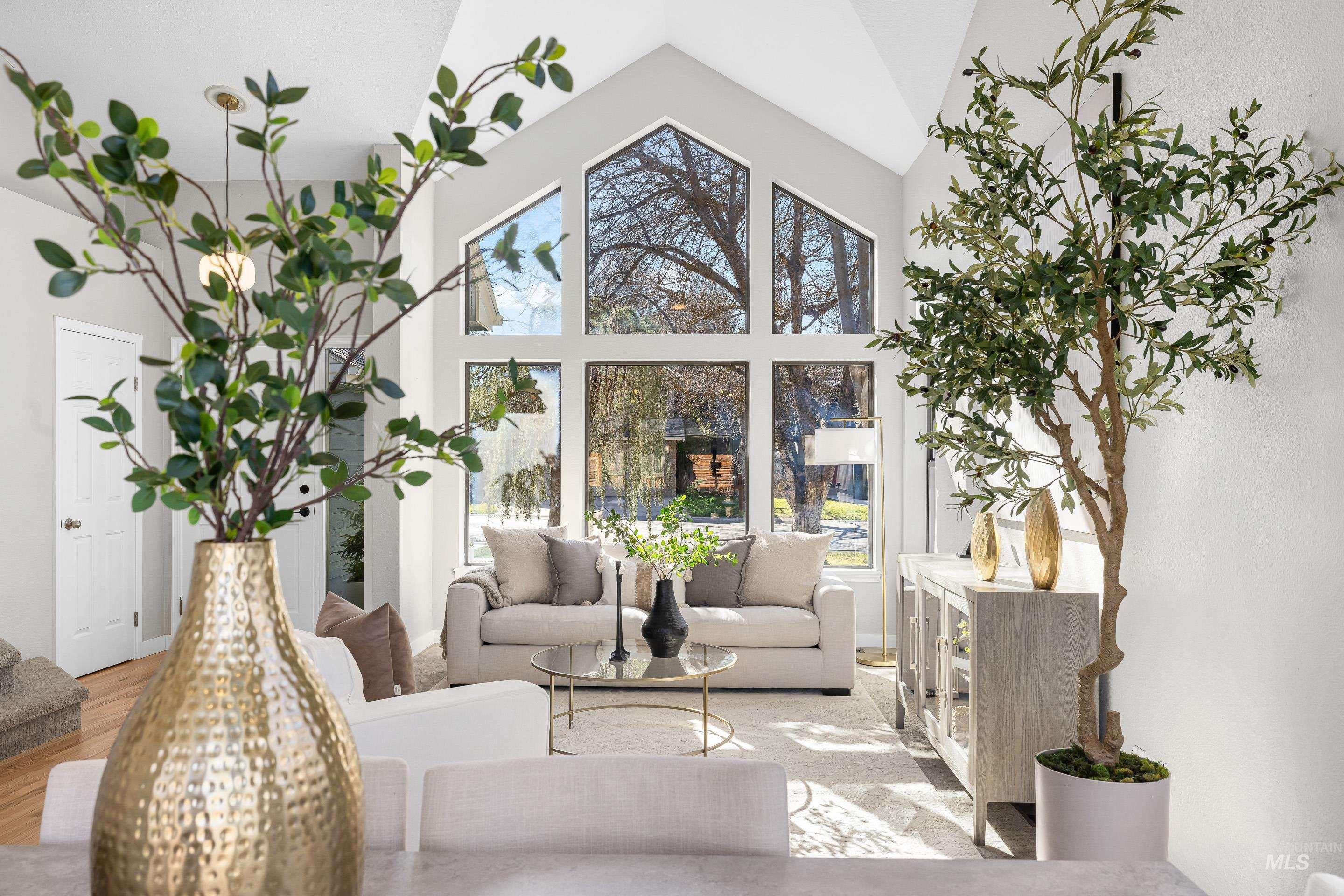 2822 S Swallowtail Ln, Boise, Idaho 83706, 4 Bedrooms, 3 Bathrooms, Residential For Sale, Price $825,000,MLS 98976840