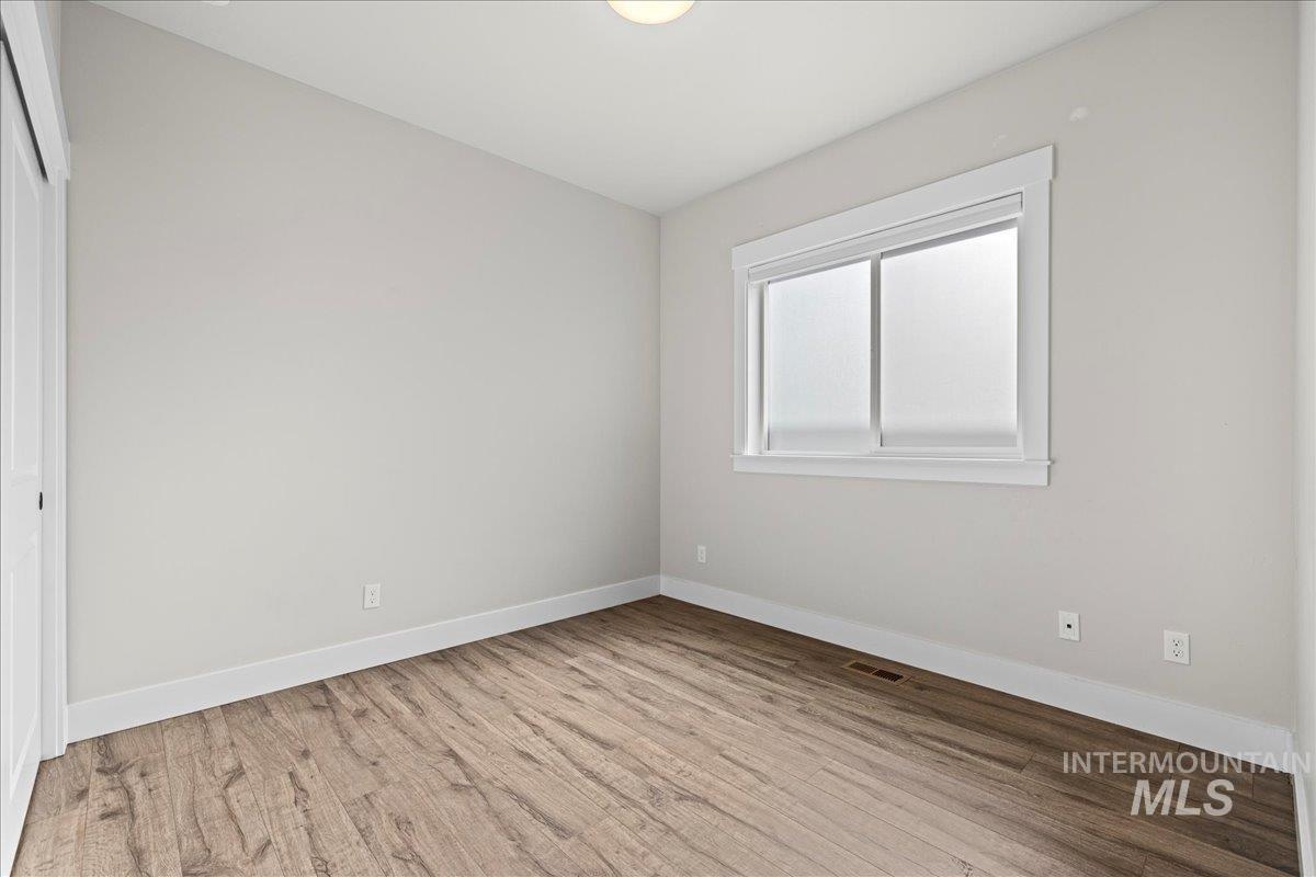 2187 E Hidcote St, Meridian, Idaho 83642, 2 Bedrooms, 2 Bathrooms, Residential For Sale, Price $474,900,MLS 98976841