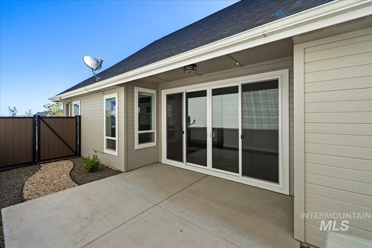 2187 E Hidcote St, Meridian, Idaho 83642, 2 Bedrooms, 2 Bathrooms, Residential For Sale, Price $474,900,MLS 98976841