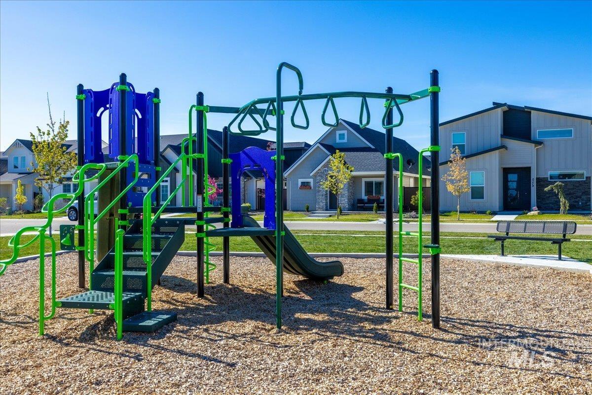 2187 E Hidcote St, Meridian, Idaho 83642, 2 Bedrooms, 2 Bathrooms, Residential For Sale, Price $474,900,MLS 98976841