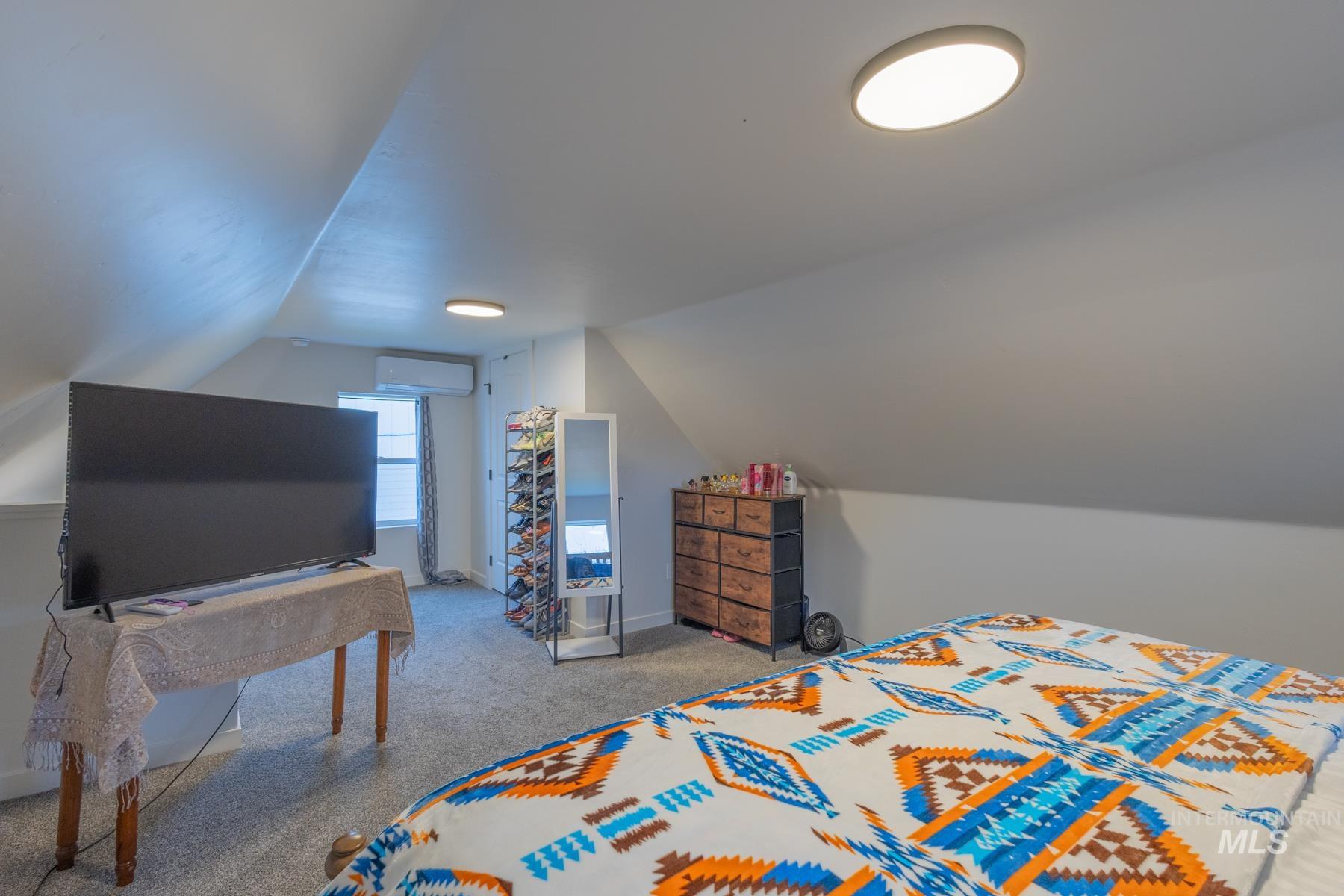 1323 S 11th St, Nampa, Idaho 83651, 2 Bedrooms, 1 Bathroom, Residential For Sale, Price $299,900,MLS 98976842