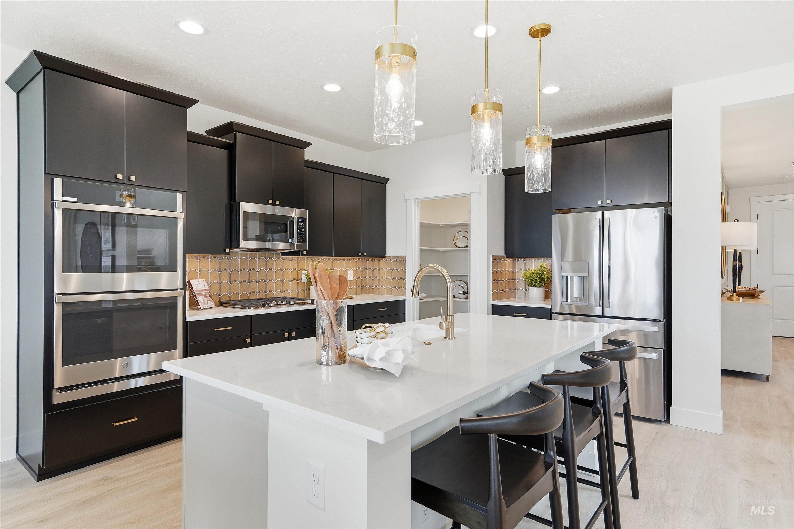 1579 SW Silverstone Ave, Mountain Home, Idaho 83647, 4 Bedrooms, 2.5 Bathrooms, Residential For Sale, Price $429,990,MLS 98976844