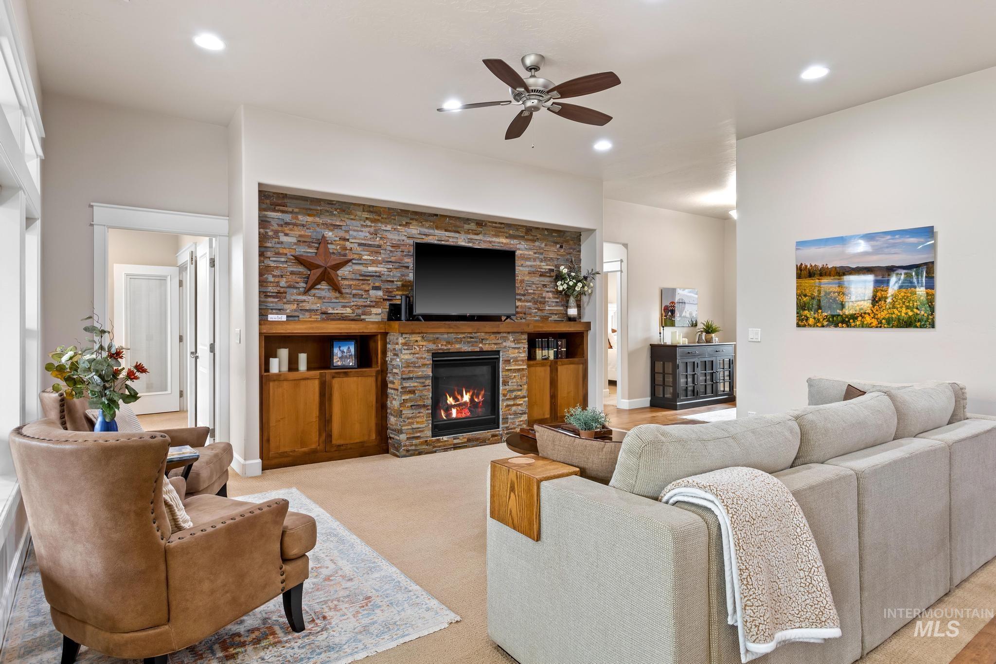 11500 W Pathview St, Star, Idaho 83669, 3 Bedrooms, 2.5 Bathrooms, Residential For Sale, Price $717,000,MLS 98976845