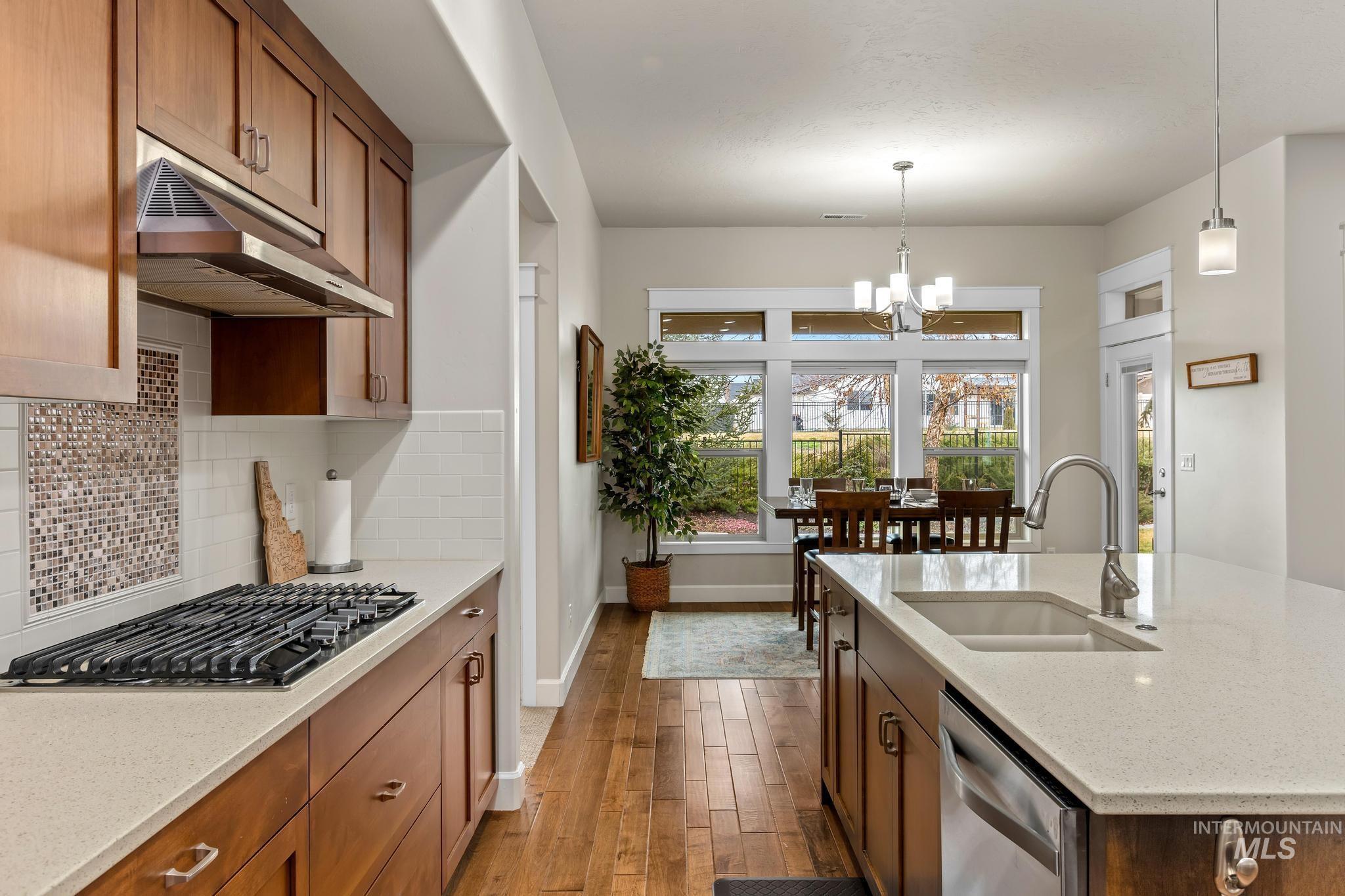 11500 W Pathview St, Star, Idaho 83669, 3 Bedrooms, 2.5 Bathrooms, Residential For Sale, Price $717,000,MLS 98976845