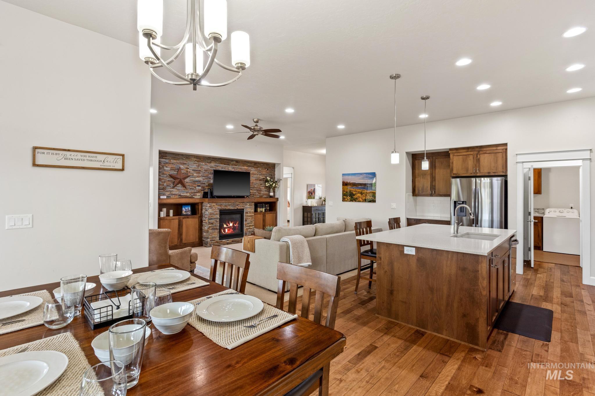 11500 W Pathview St, Star, Idaho 83669, 3 Bedrooms, 2.5 Bathrooms, Residential For Sale, Price $717,000,MLS 98976845