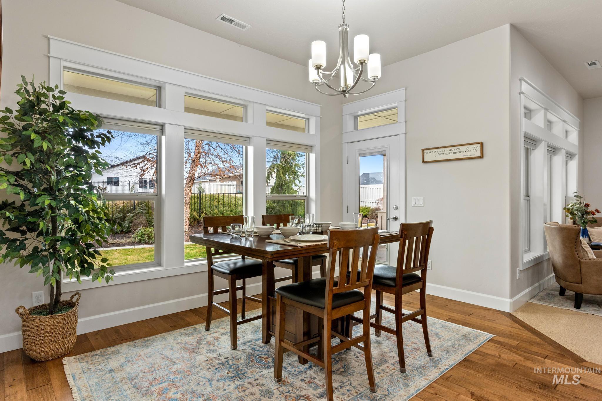 11500 W Pathview St, Star, Idaho 83669, 3 Bedrooms, 2.5 Bathrooms, Residential For Sale, Price $717,000,MLS 98976845