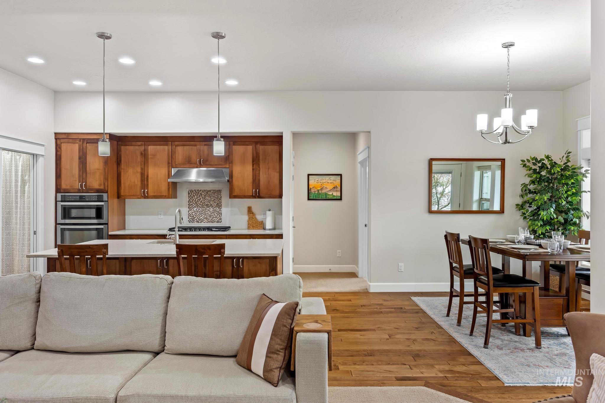 11500 W Pathview St, Star, Idaho 83669, 3 Bedrooms, 2.5 Bathrooms, Residential For Sale, Price $717,000,MLS 98976845