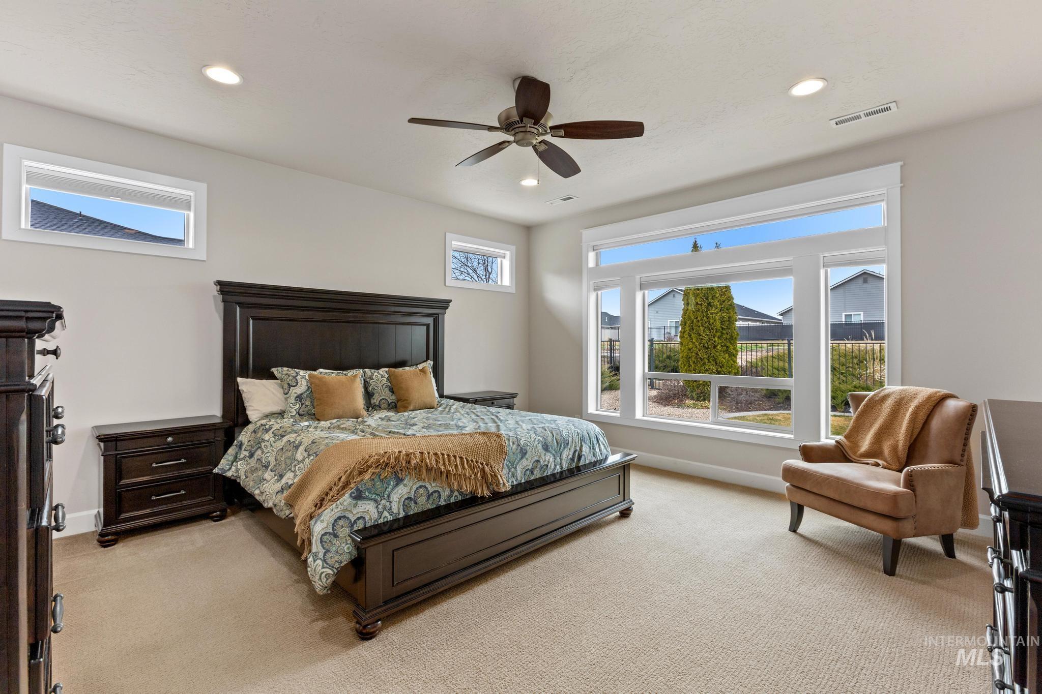 11500 W Pathview St, Star, Idaho 83669, 3 Bedrooms, 2.5 Bathrooms, Residential For Sale, Price $717,000,MLS 98976845