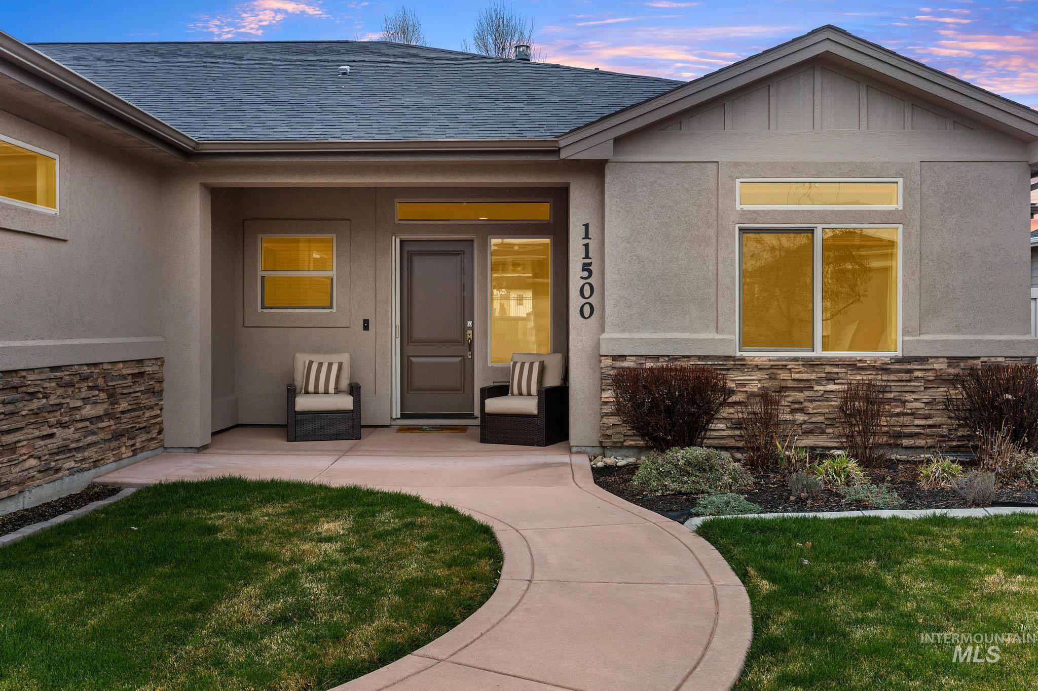 11500 W Pathview St, Star, Idaho 83669, 3 Bedrooms, 2.5 Bathrooms, Residential For Sale, Price $717,000,MLS 98976845