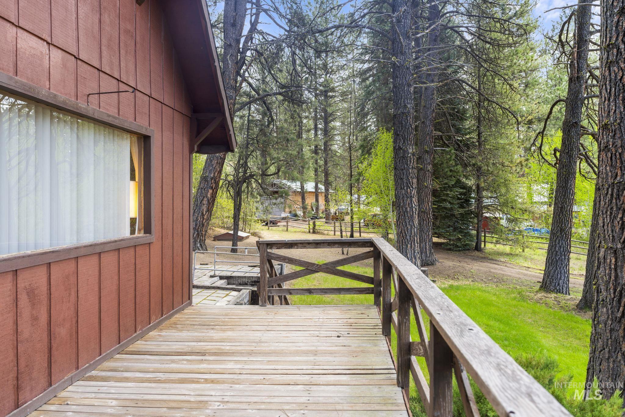 440 Centerville Road, Idaho City, Idaho 83631, 2 Bedrooms, 1 Bathroom, Residential For Sale, Price $295,000,MLS 98976846