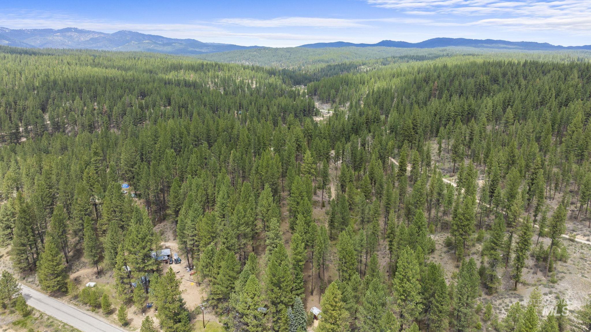 440 Centerville Road, Idaho City, Idaho 83631, 2 Bedrooms, 1 Bathroom, Residential For Sale, Price $295,000,MLS 98976846